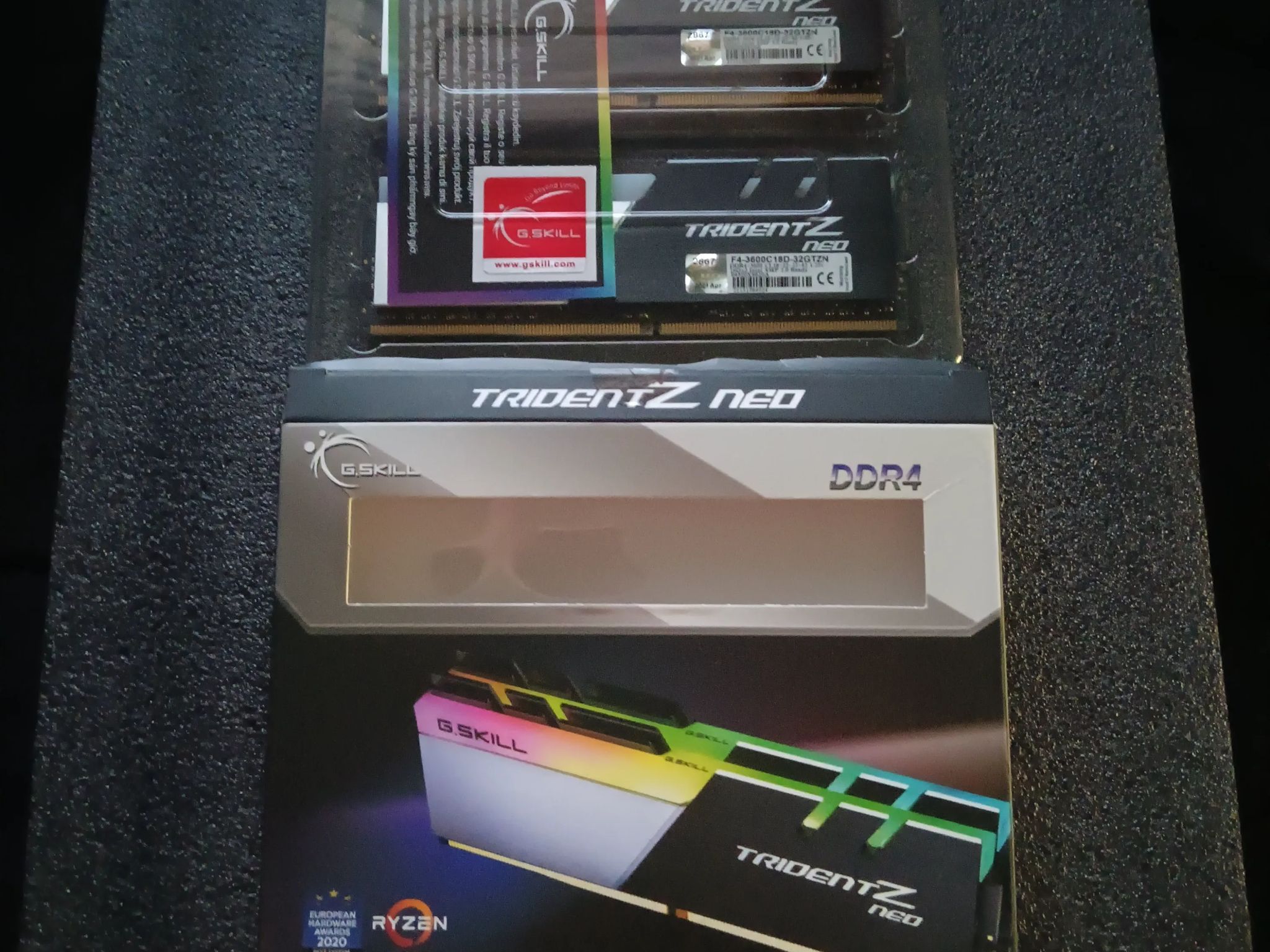 G.SKILL Trident Z Neo Series RAM DDR4 32GB (2x16GB) 3600MT/s CL18-22-22-42 1.35V