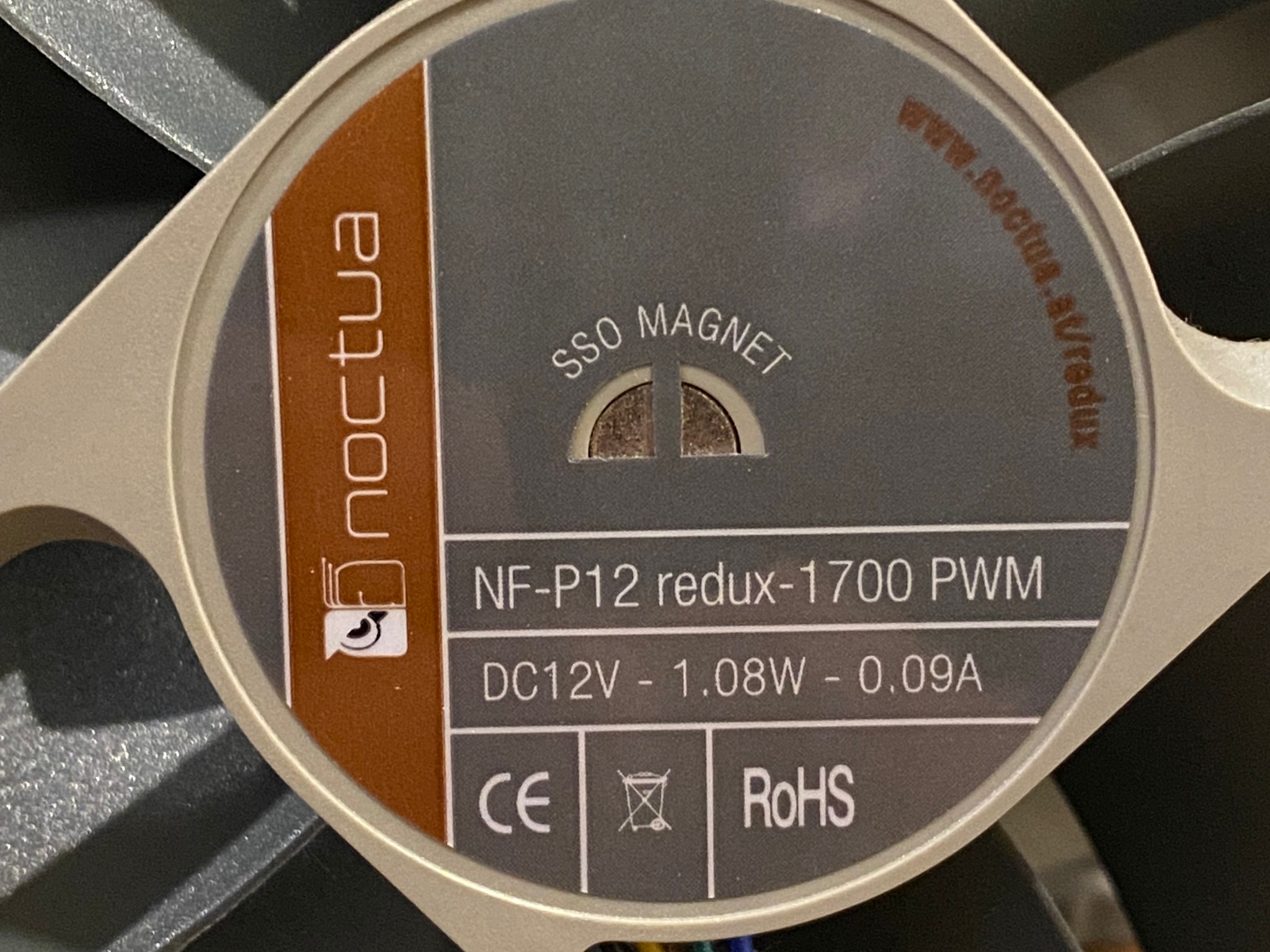 8-Pack Bundle of Noctua NF-P12 redux-1700PWM Fans