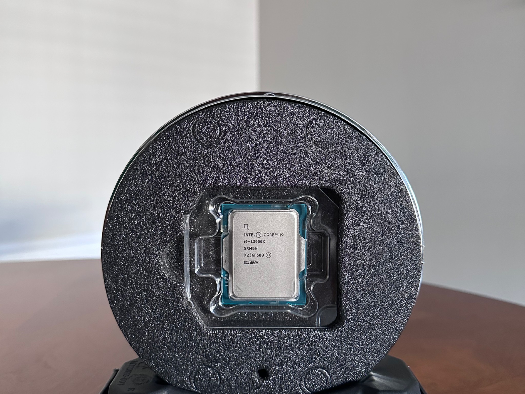 On Sale! Intel Core i9-13900K - Core i9 13th Gen Raptor Lake 24-Core (8P+16E) Intel UHD Graphics 770