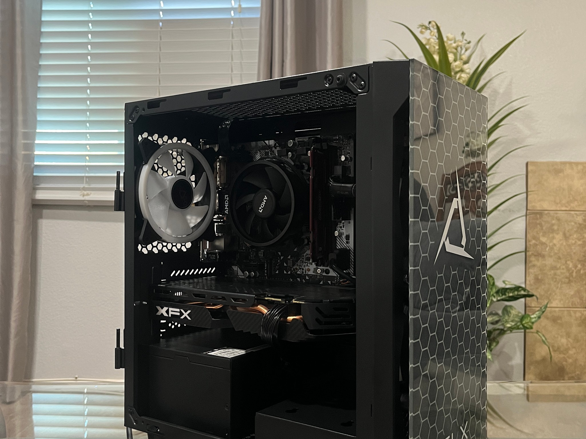 RX 580 8GB, Ryzen 7 1700, 8GB RAM | Black RGB Gaming Computer/PC