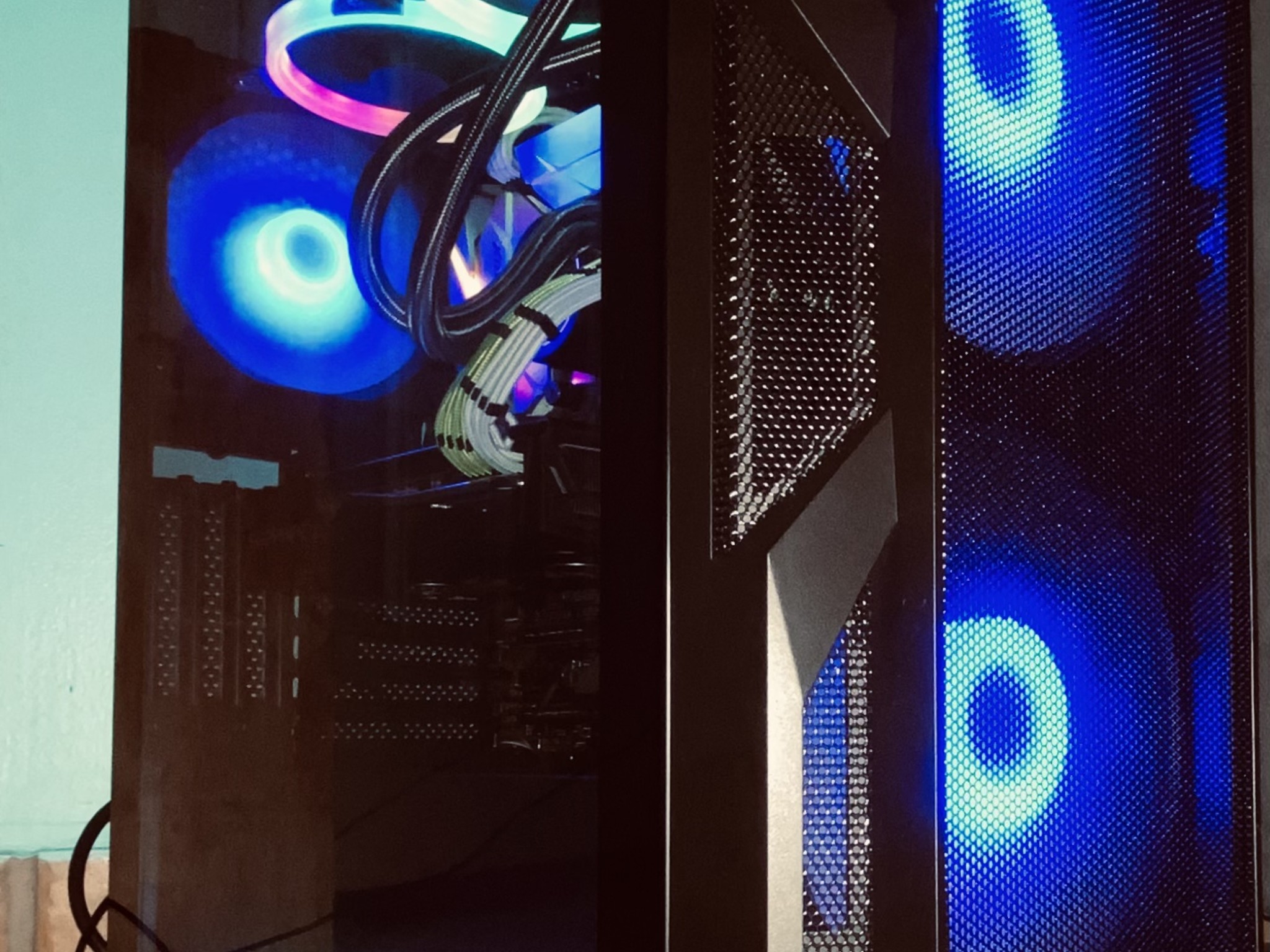 (Liquid Cooled) Intel 9th gen Gaming pc-16GB DDR4(XMP)-over 2TB storage-w/ (Activated)Windows 11 