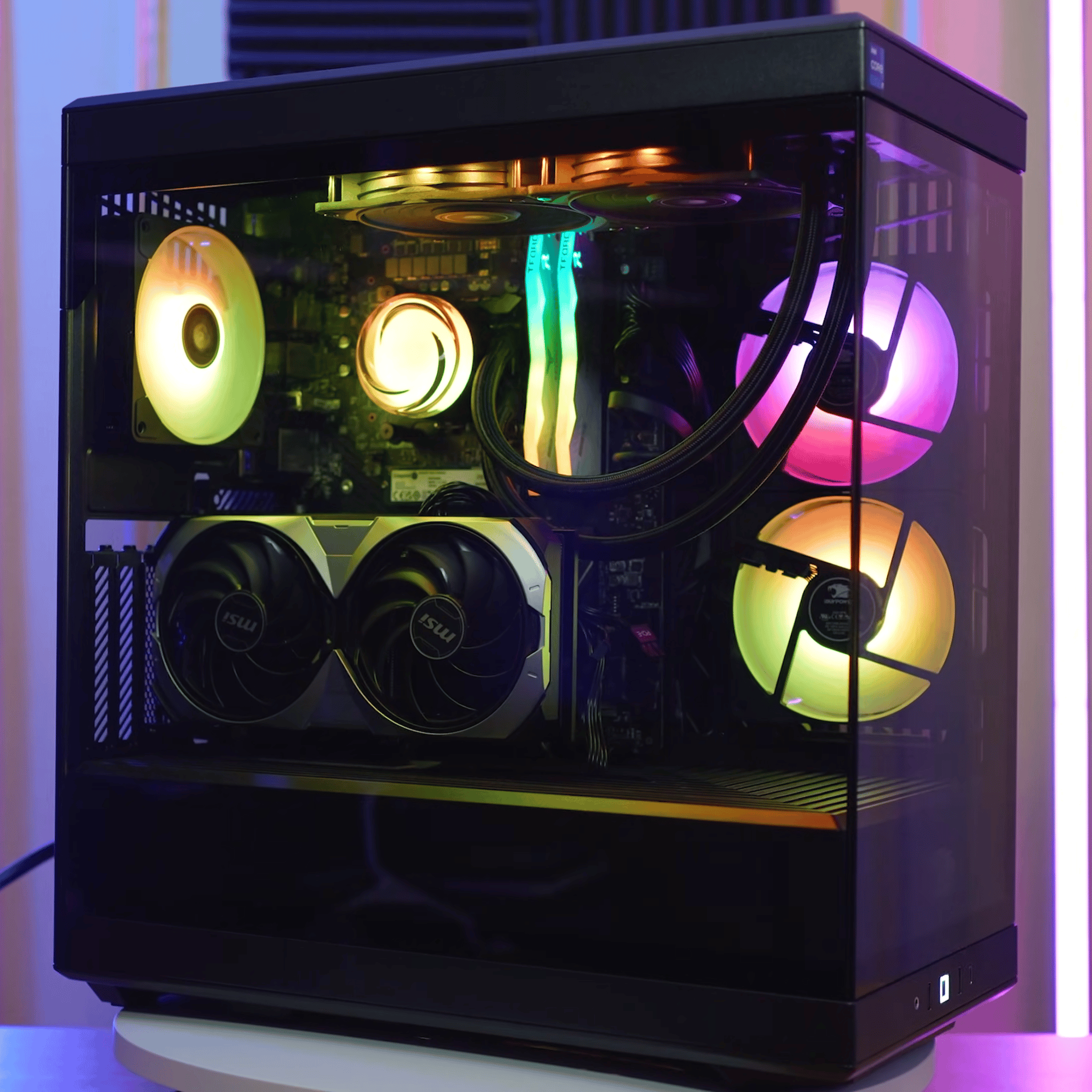 Hyte Gaming PC - GeForce RTX 4060 Ti 16GB - Core i7-14700F, 32GB RAM DDR5, 2TB NVMe SSD