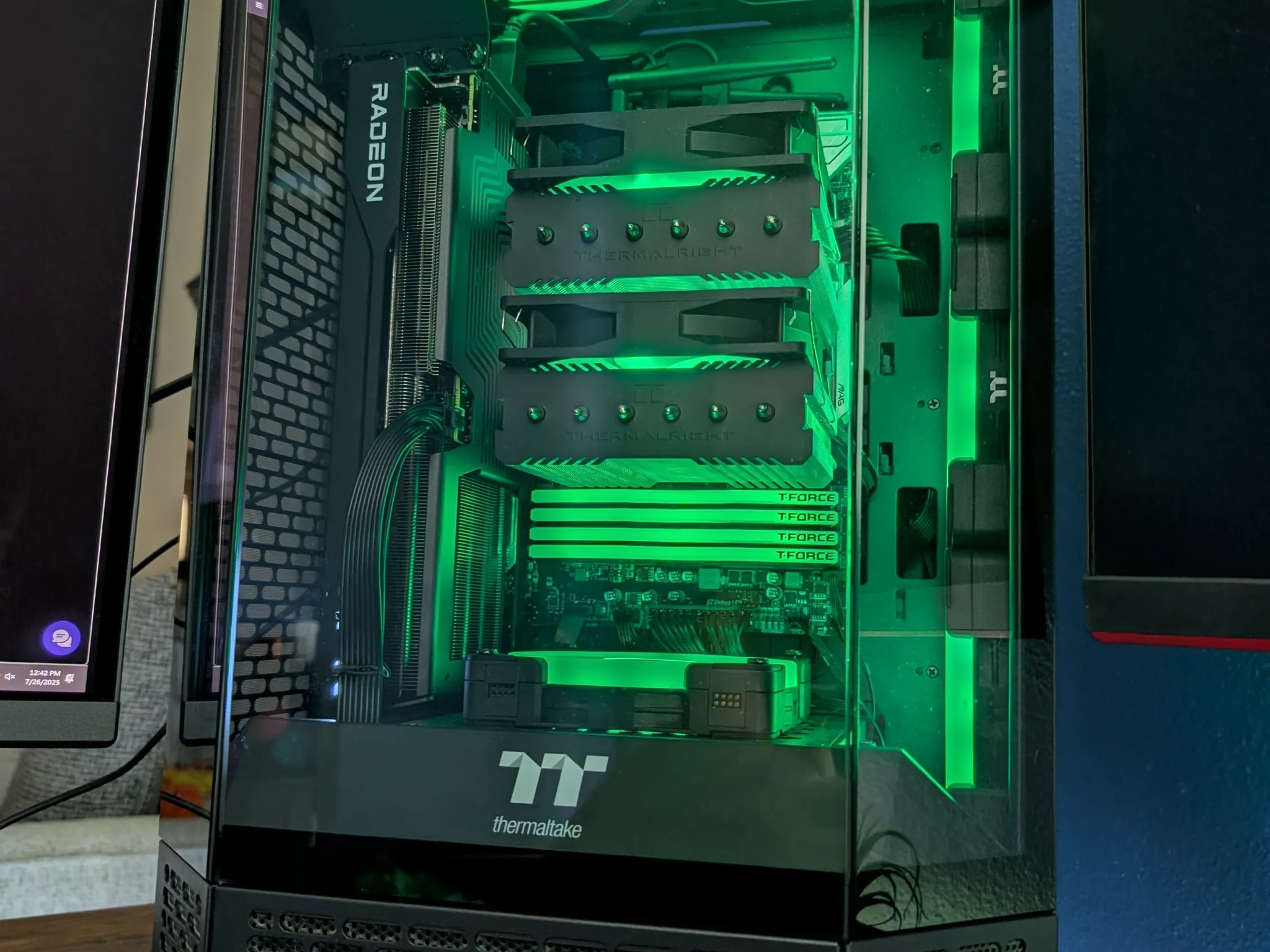 🍁Tower 300🍁 9060 XT 16GB + 5700X3D