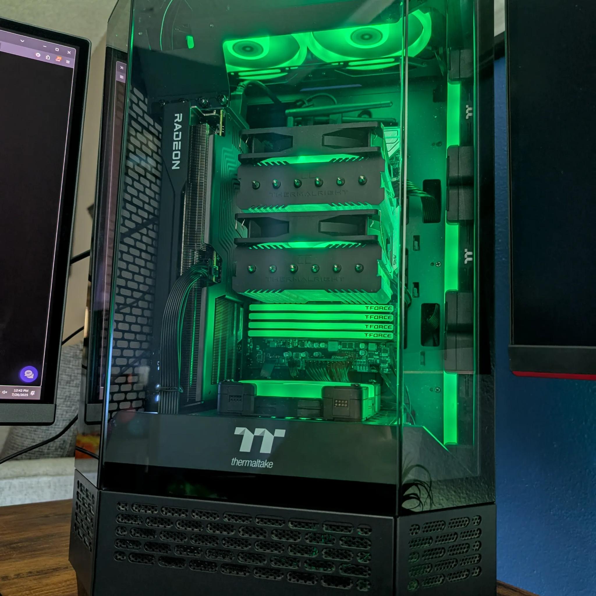🍁Tower 300🍁 9060 XT 16GB + 5700X3D