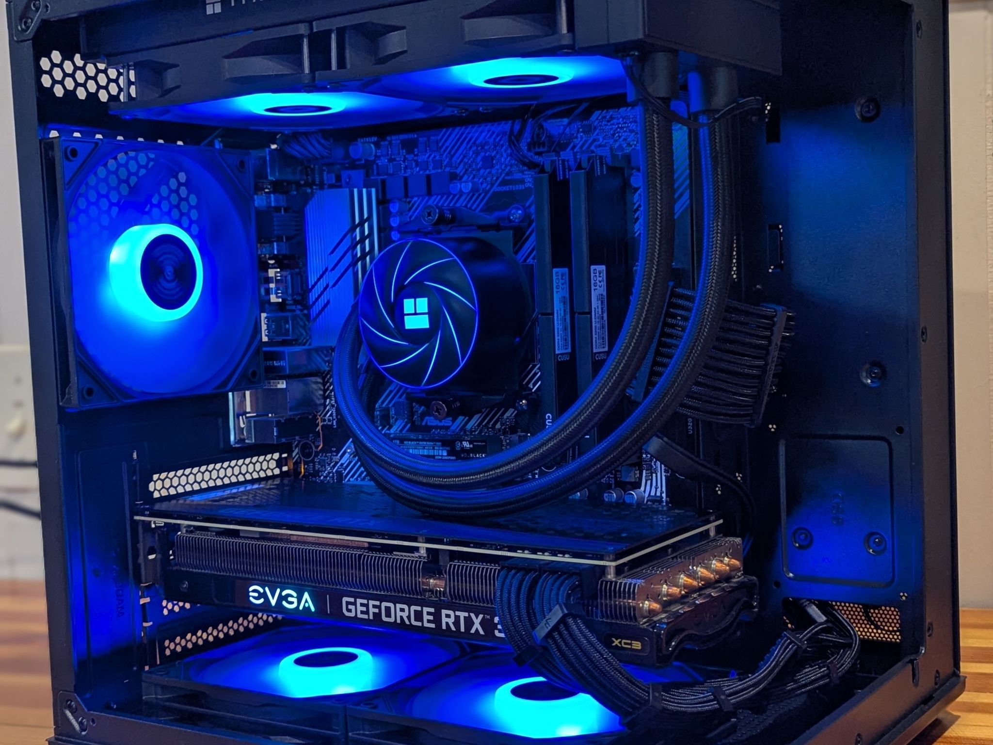 Ryzen 7 5800X || RTX 3070 Ti || 1440p Gaming PC