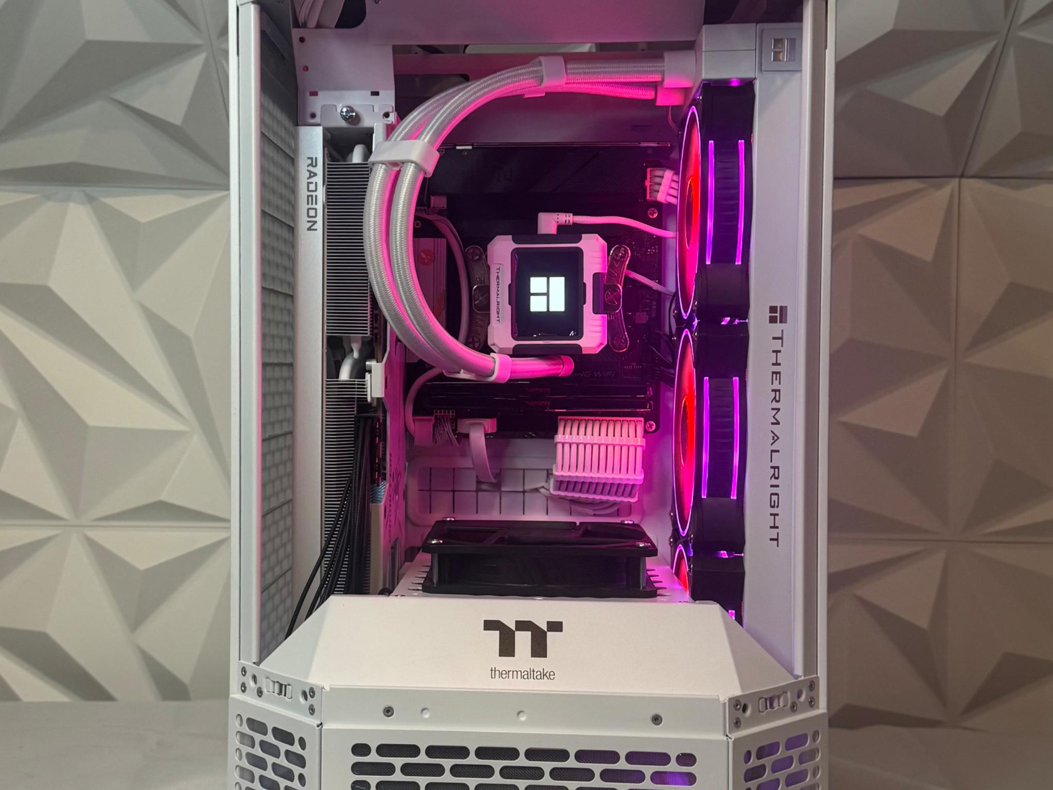 🚀🐰|High-end Gaming Pc| Ryzen 7 9700x, 9070xt, 64gb, 2tb, Wifi
