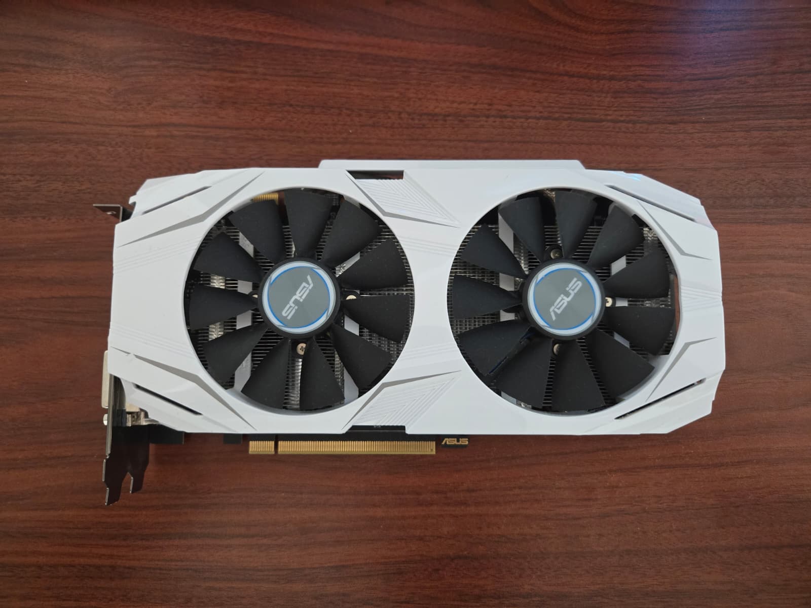 ASUS DUAL GTX 1070 8GB