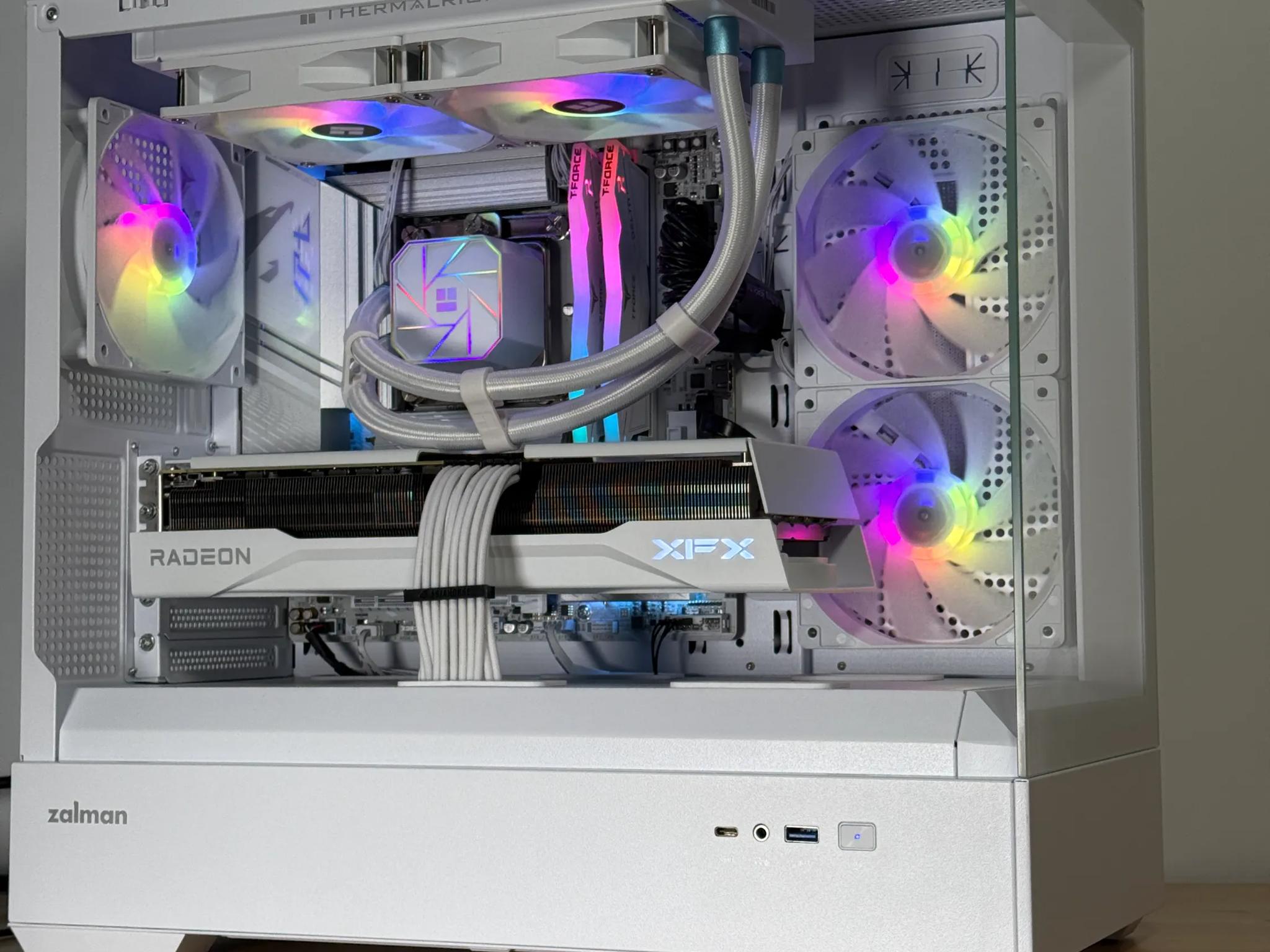 RX 9070 and Intel Core Ultra 7 265k