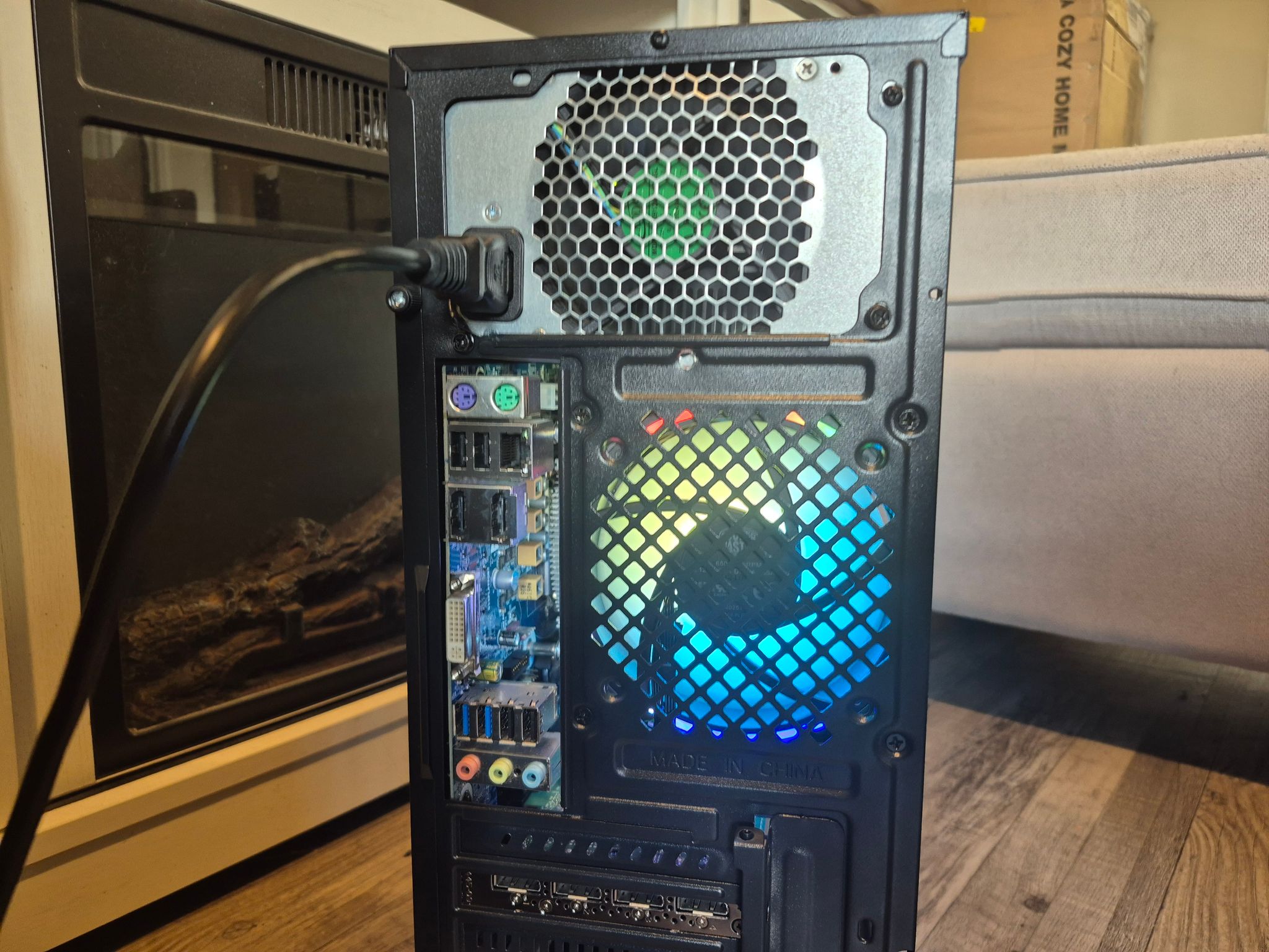 i5-4570, 16GB RAM, 512GB SSD, 8GB Nvidia, Win10, Wifi