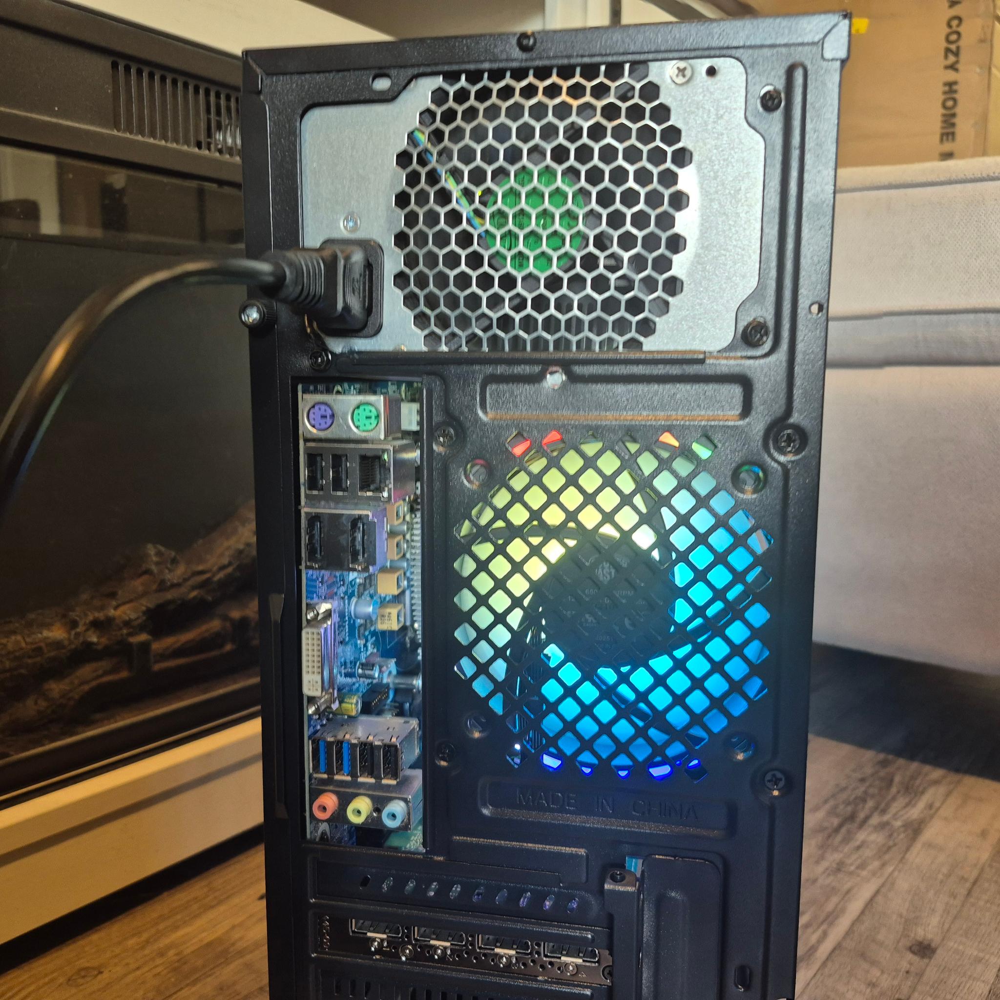i5-4570, 16GB RAM, 512GB SSD, 8GB Nvidia, Win10, Wifi