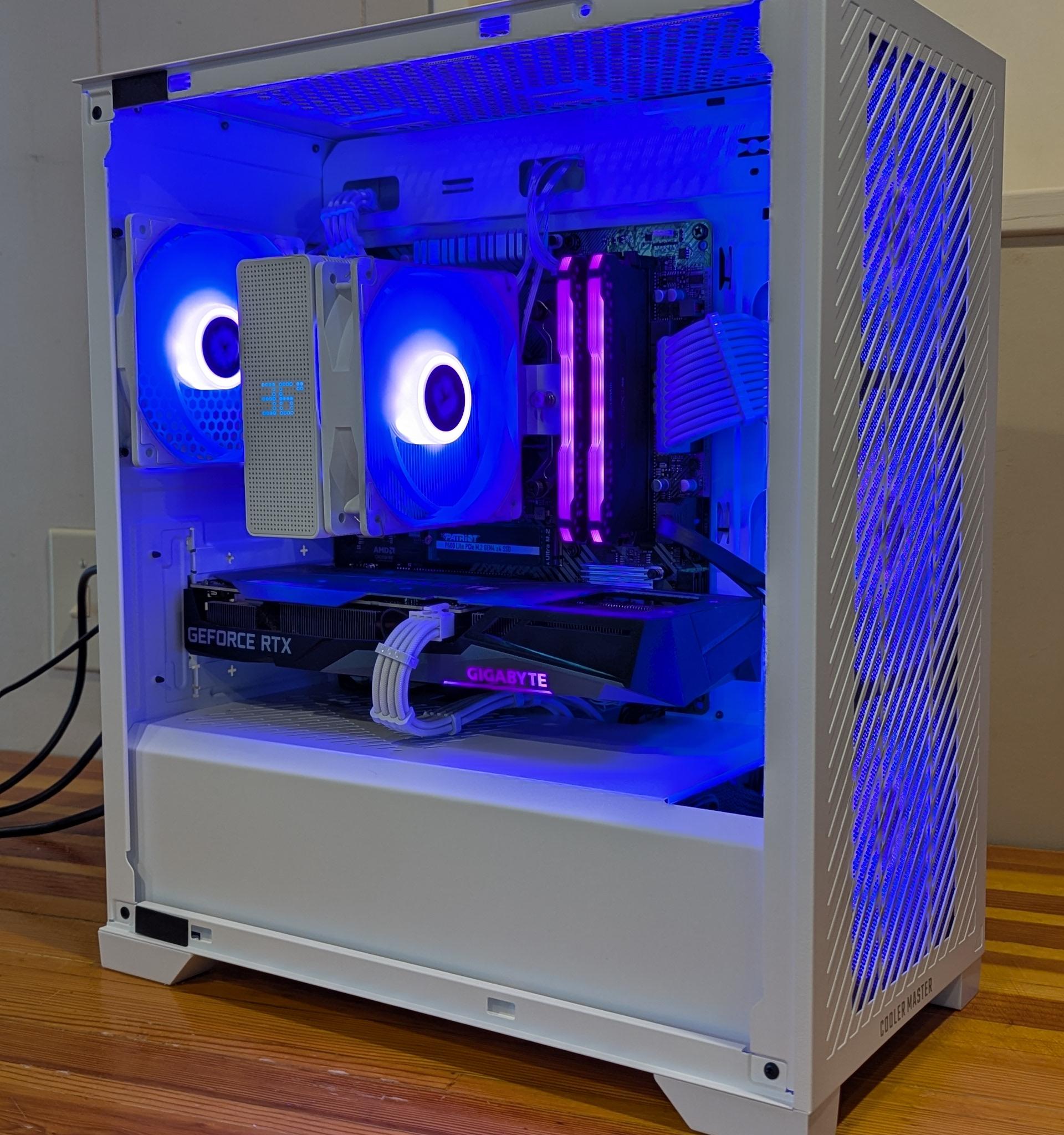 RTX 3060 || Ryzen 5 3600 || Black and White Gaming PC