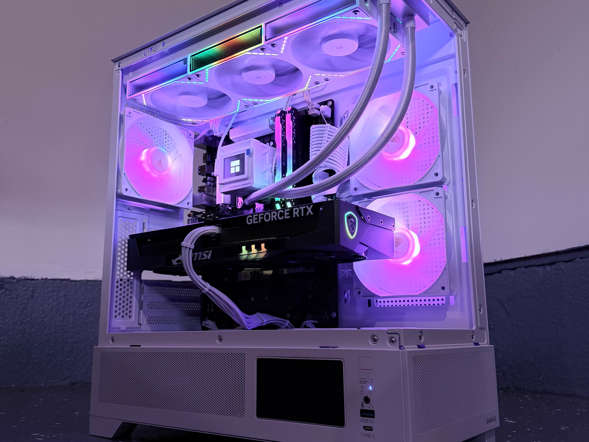 ❄️"Crystal Nova"❄️| 1440p Gaming | RTX 5070 | Intel i9 12900KF | 32B Ram | 2tb Storage | WiFi