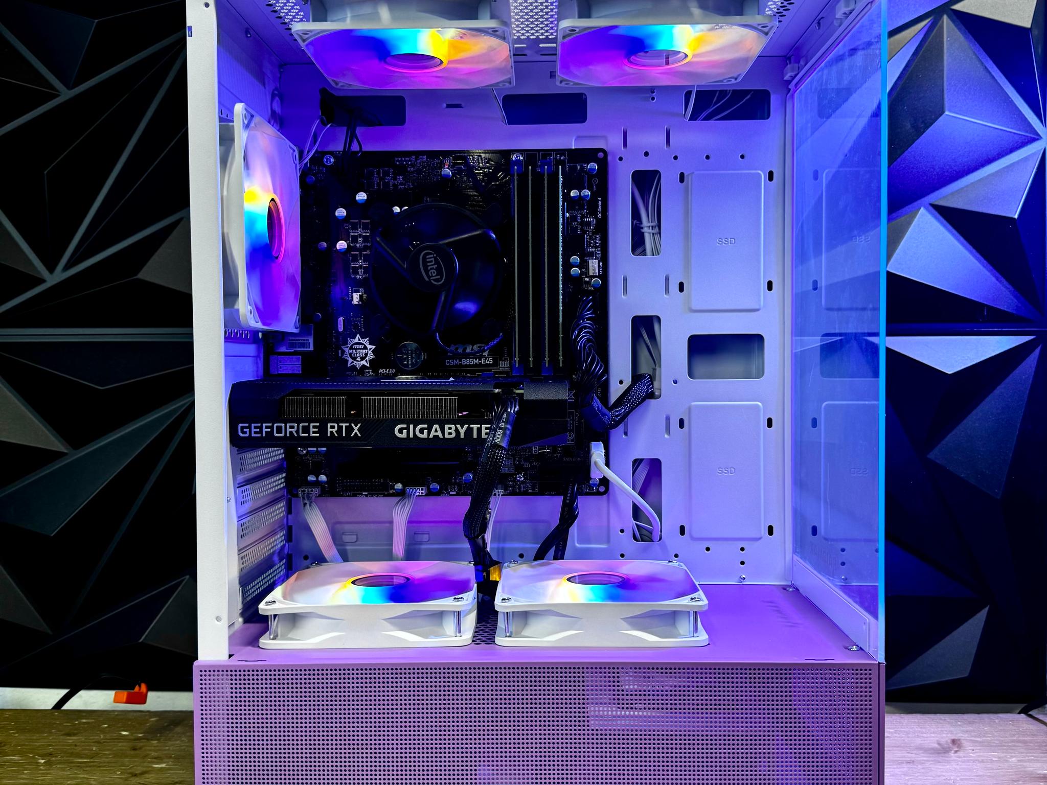 Nvidia Geforce RTX 4060 - Intel Core i7 - 32GB RAM - SSD + 1TB Windows 11 Custom Purple Gaming PC