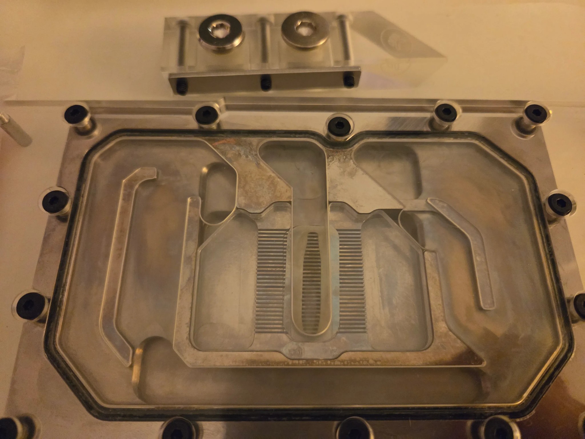 RTX 3090 EVGA XC3 EK Quantum Waterblock + Active Backplate + EK Quantum Vector Backplate