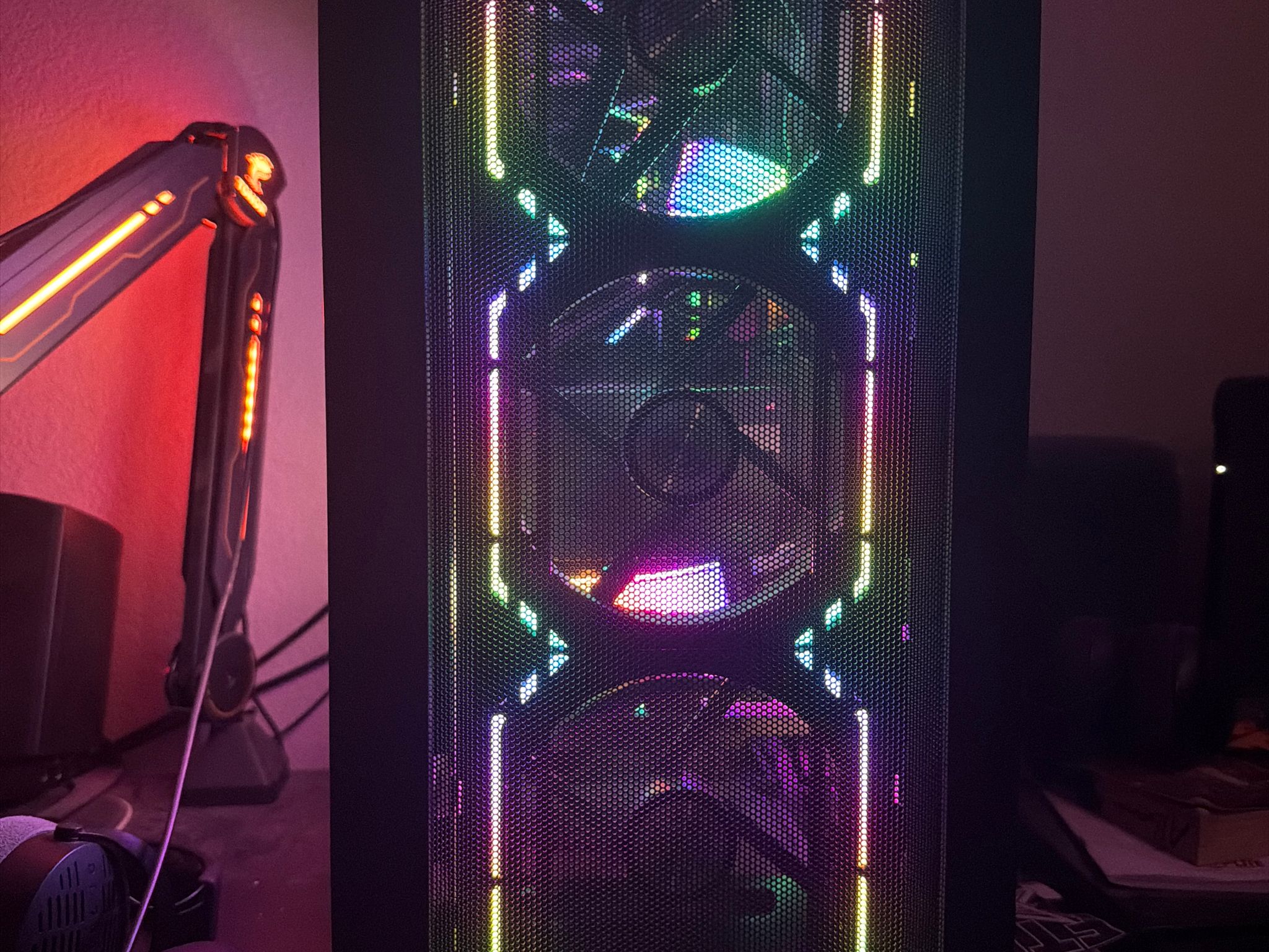 GeForce RTX 4090 Custom Gaming PC - Ryzen 9 7950X3D, 64GB RAM, 4TB NVMe SSD