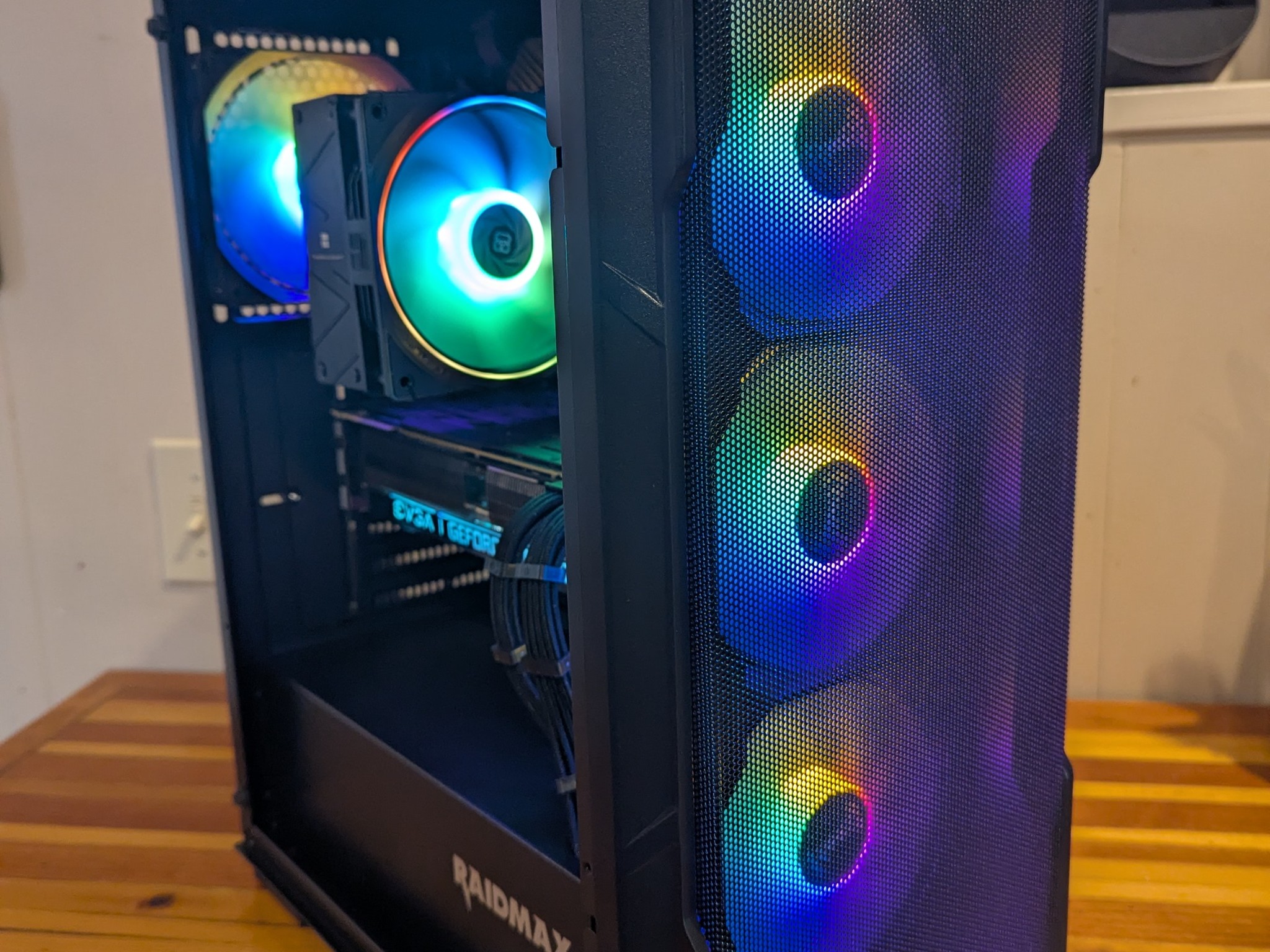 Ryzen 5 5600 || RTX 2070 Super || RGB Gaming PC