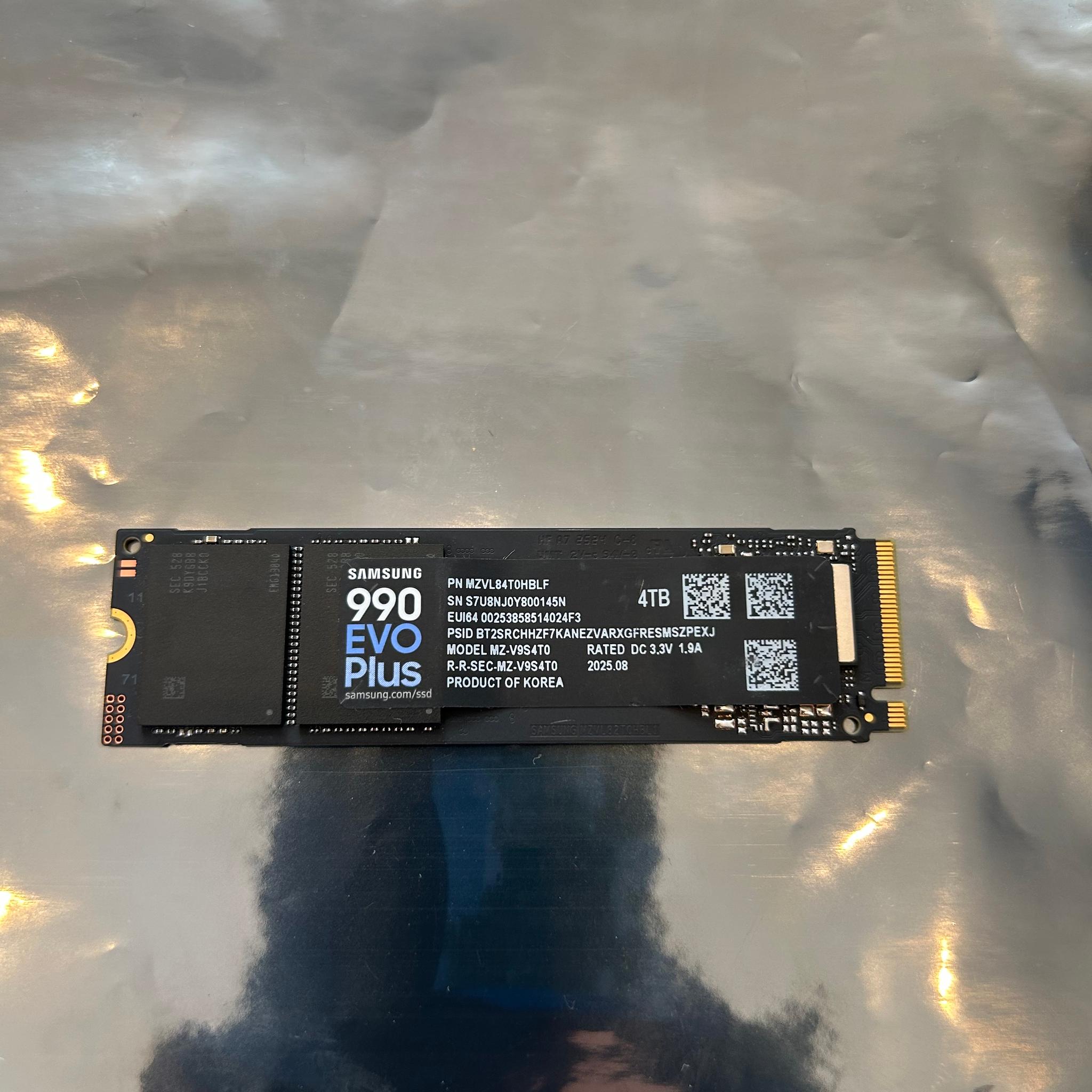 Samsung 990 evo pro 4TB NVMe SSD