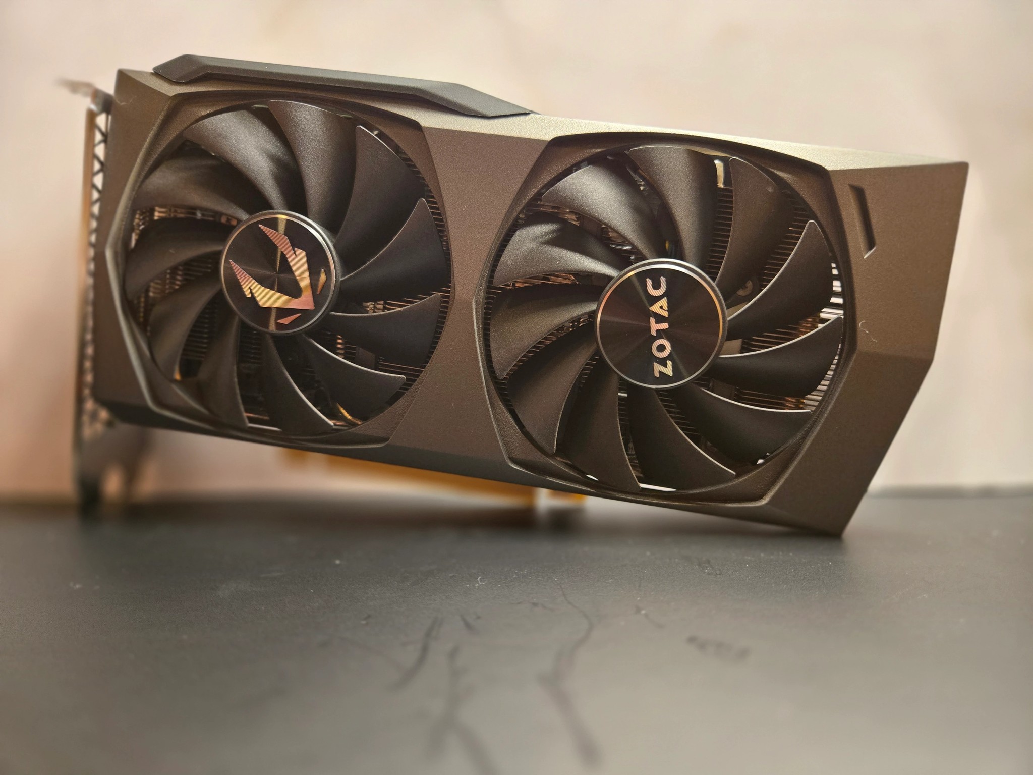 ジャンク ZOTAC RTX 3060Ti 8G ZOTAC Gaming GeForce RTX 3060 Twin Edge, 12GB - GDDR6,