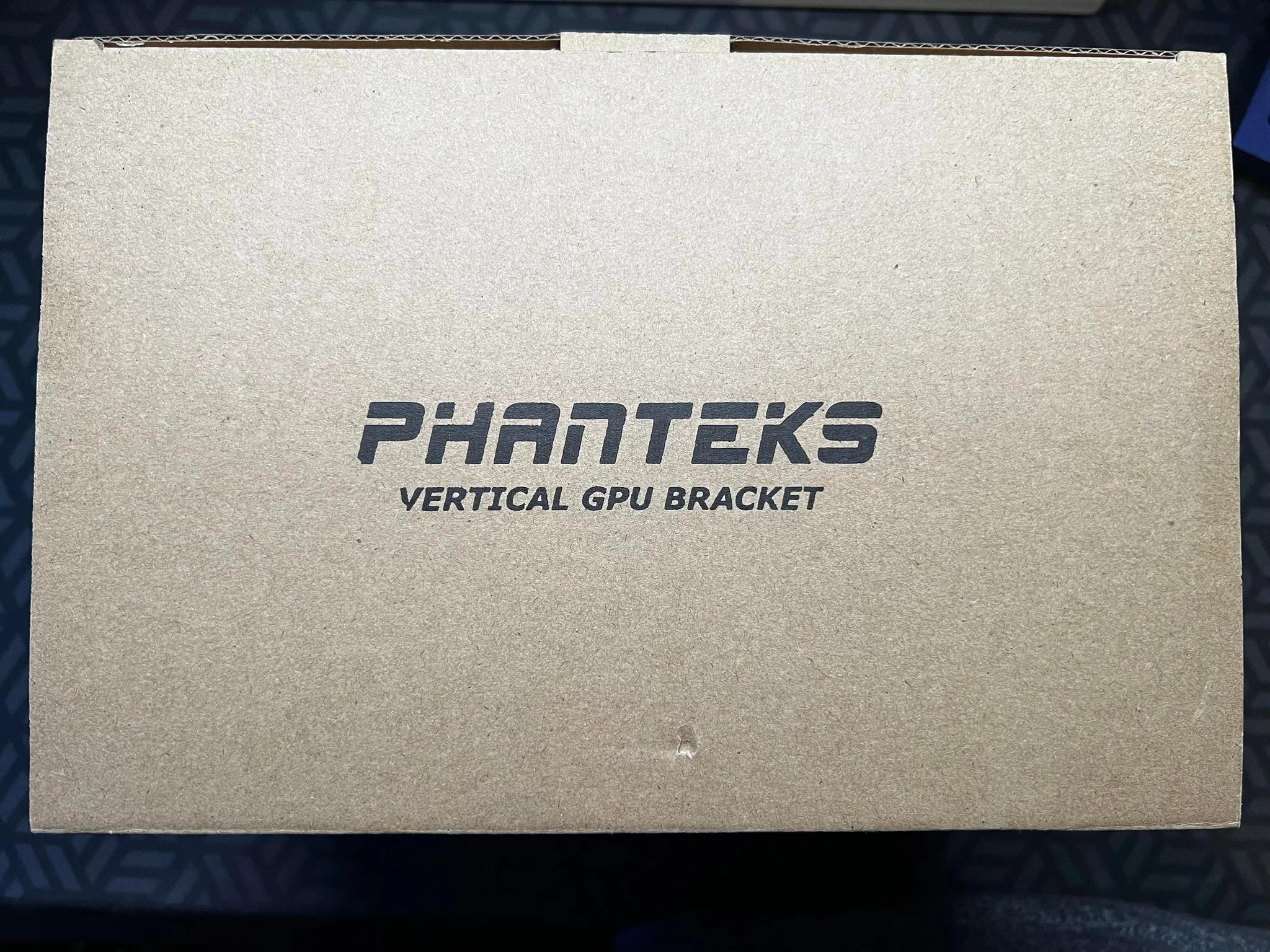 Phanteks (PH-VGPUKT4.0_03) Gen4 Vertical GPU Bracket - PCI-E Gen4 x16 Riser Cable Kit