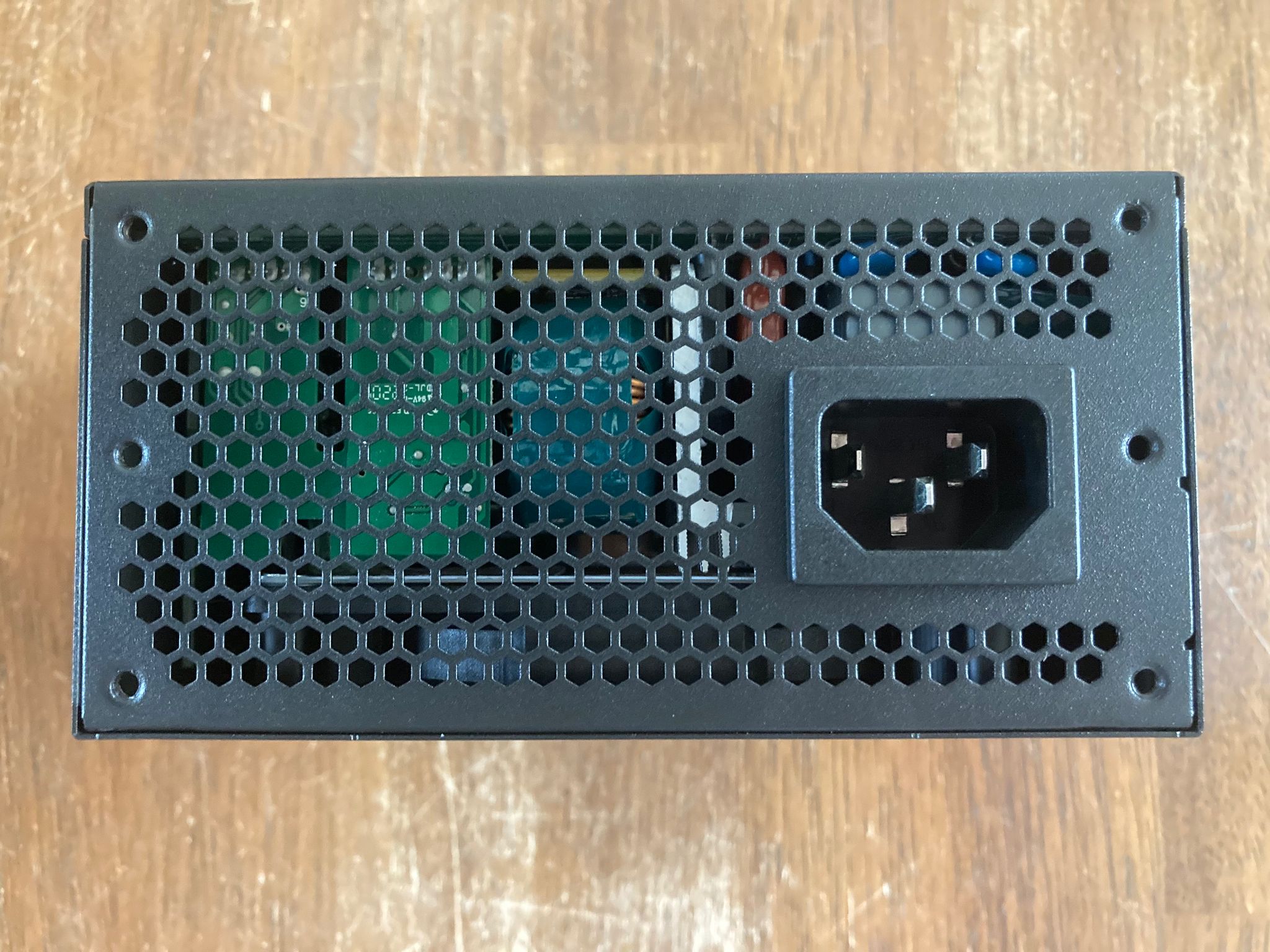 NZXT C750 750 Watt 80+ Gold Fully-Modular SFX Power Supply (NZXT