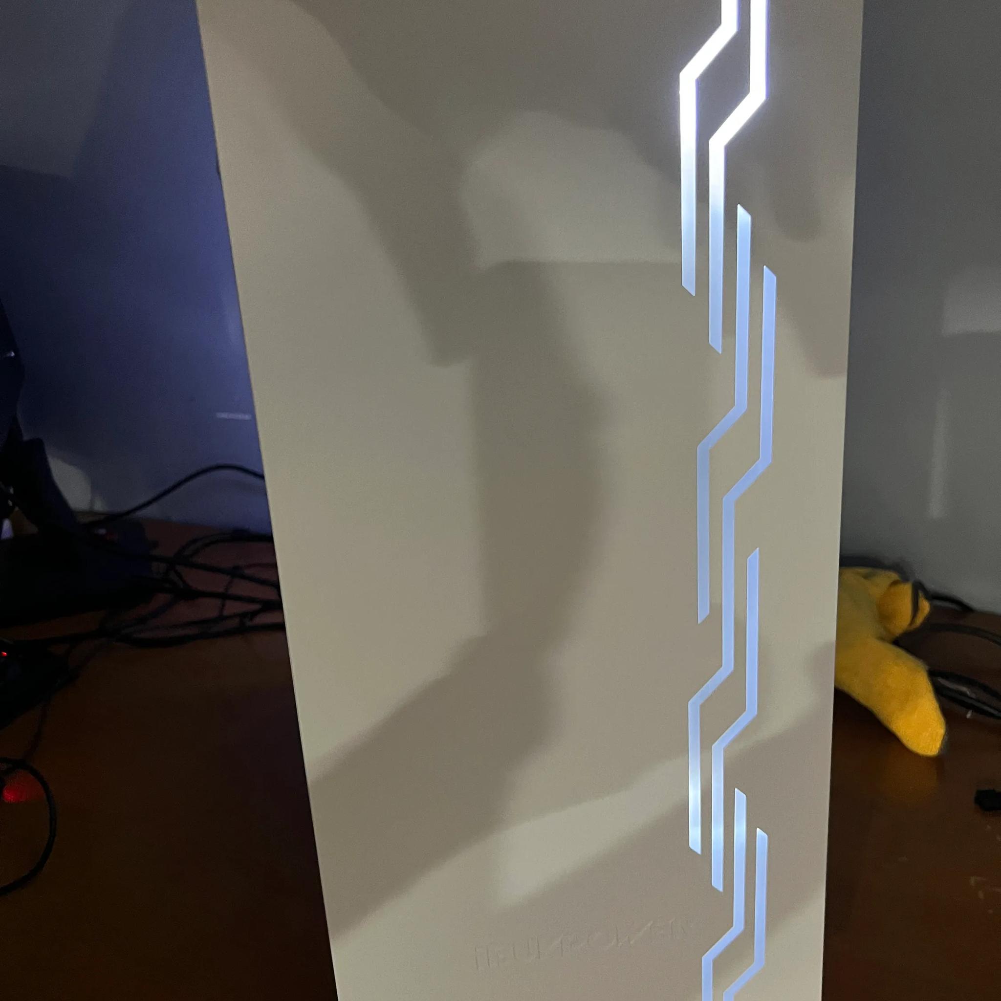 Snowblind Build Ryzen 7 5800x RTX 3070