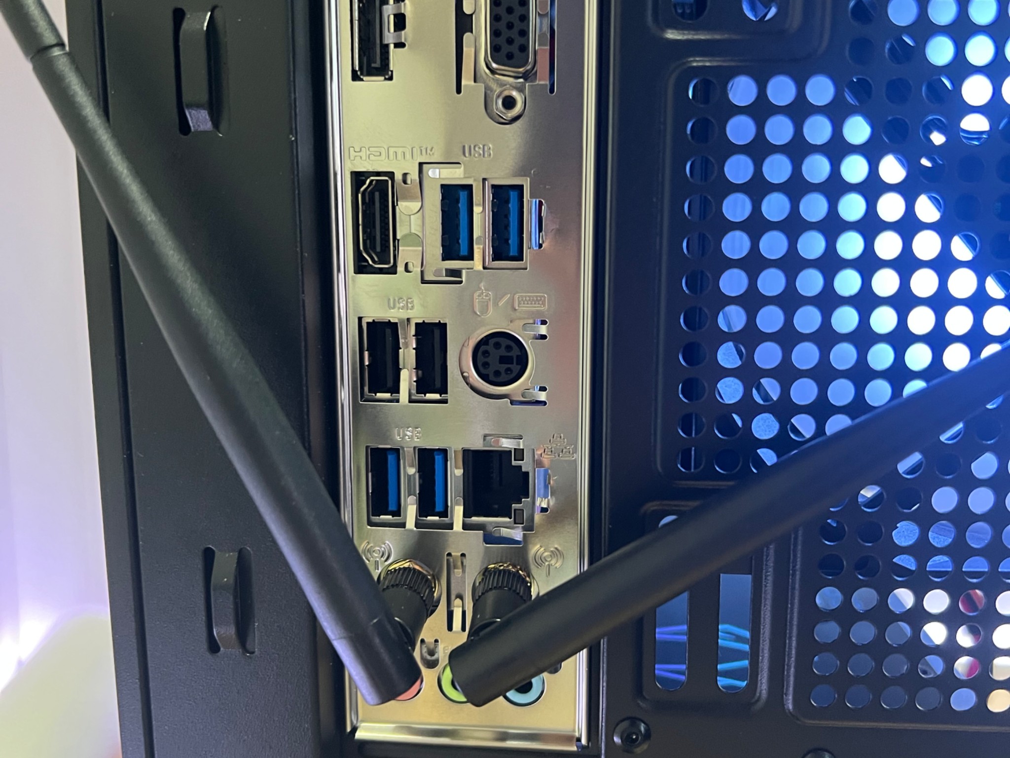 🔥Diablo v3🔥 Ryzen 5600x/32 g DDR4/1tb NVME/4060ti 16g/650psu PRICED at cost !!!!! MY loss