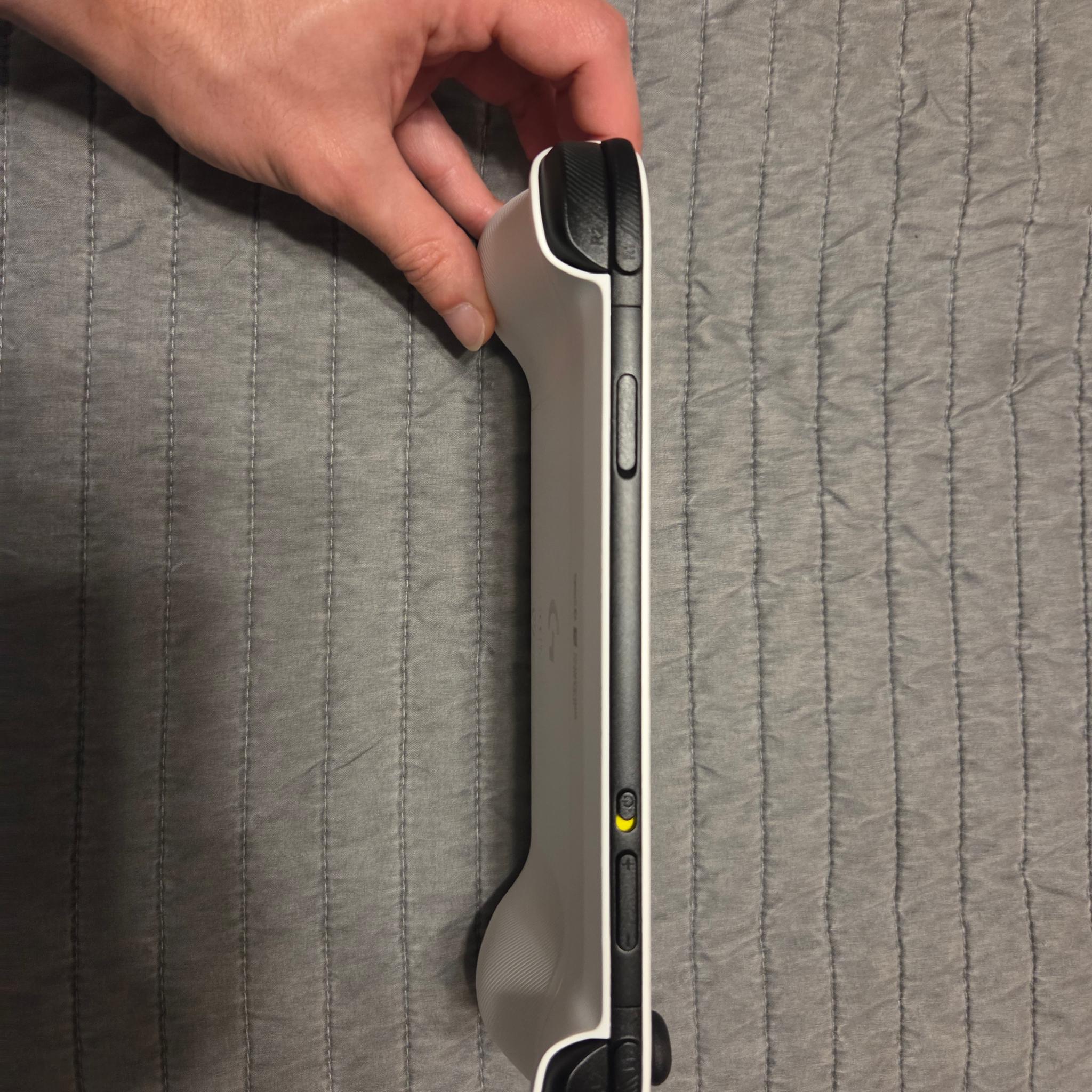 Logitech G Cloud in White (Excellent Condition)
