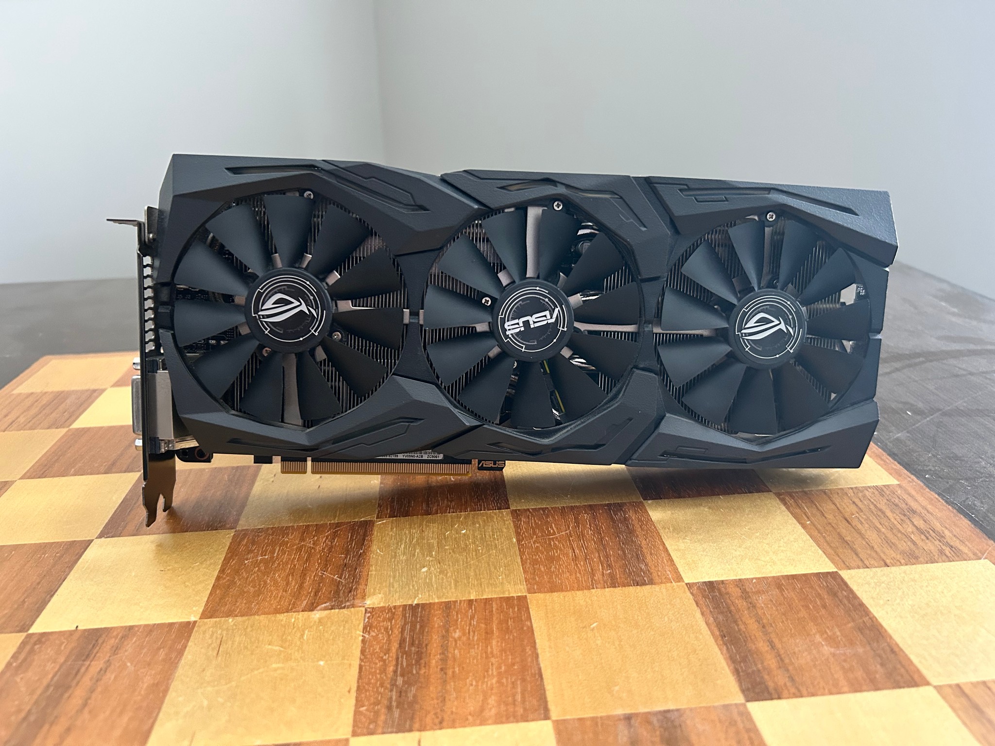 Asus ROG Strix GTX 1070Ti