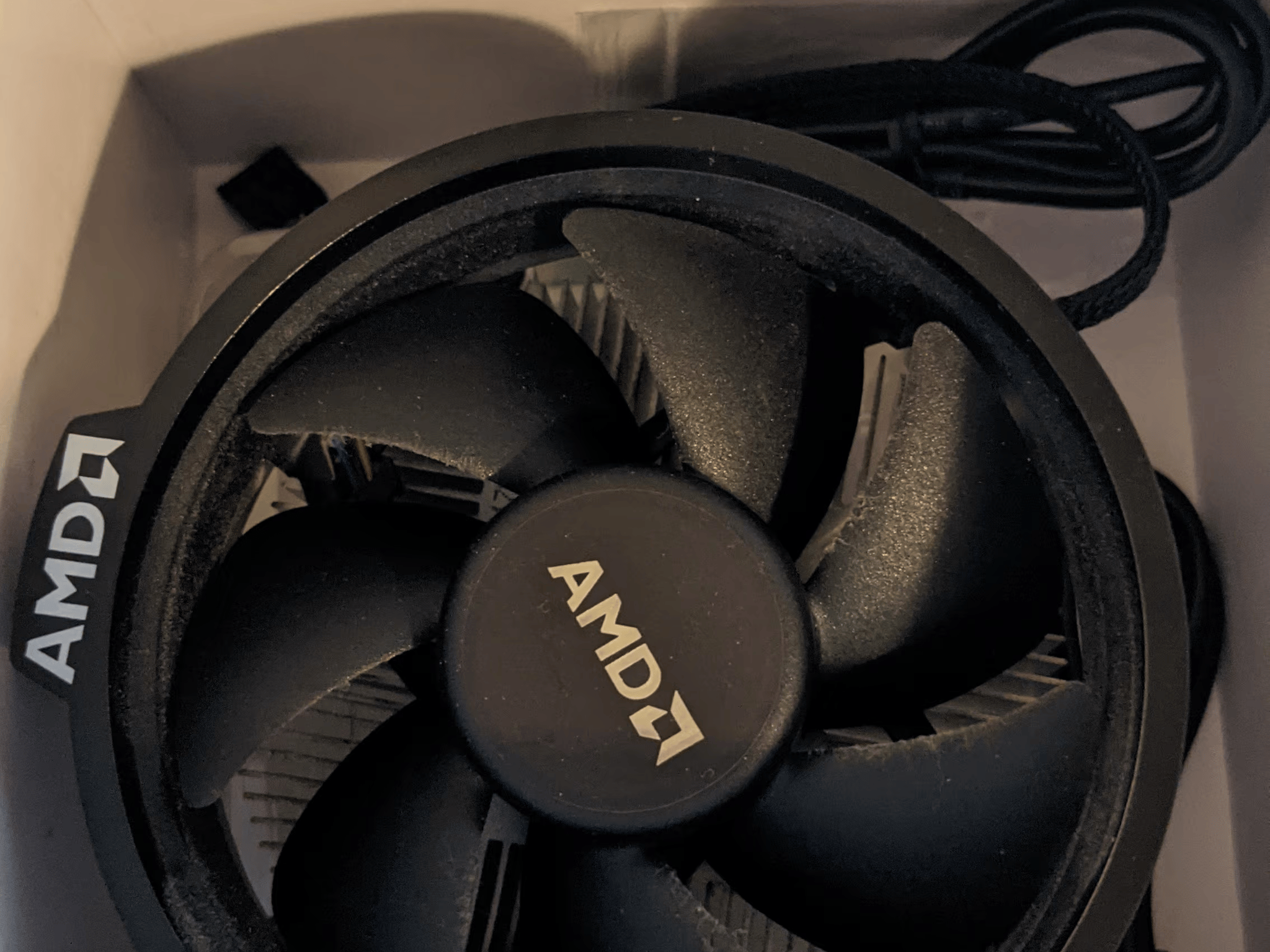 AMD Ryzen 9 3900X 12-core, 24-thread 3.8 Ghz