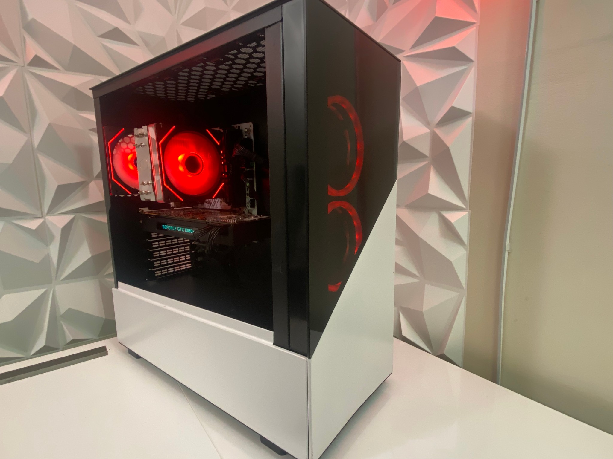 🎅🎅 White Elite Build – Ryzen 5 3600 + GTX 1080 Ti 11GB | 1080p/1440p High FPS Ready