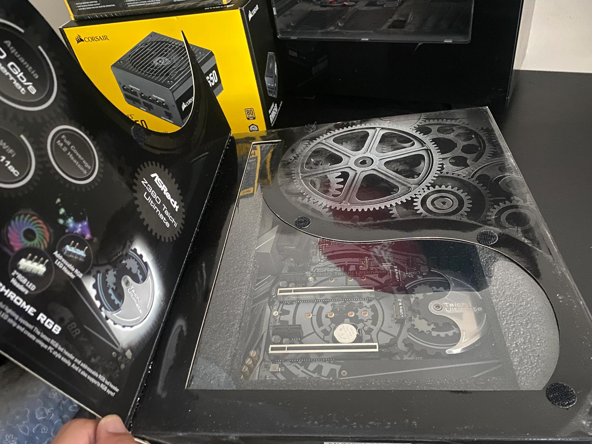 BNIB ASRock Z390 Taichi Ultimate