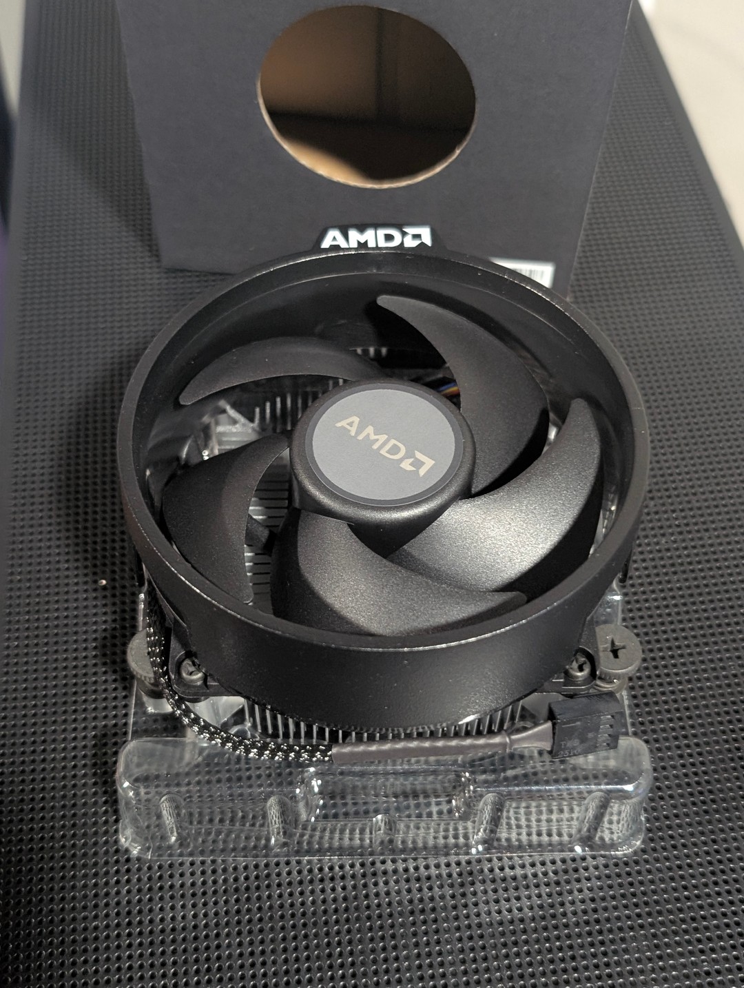 AMD Wraith Stealth CPU Cooler | Jawa