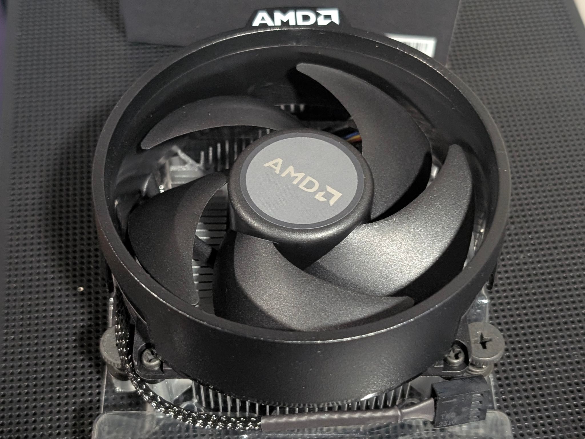AMD Wraith Stealth CPU Cooler