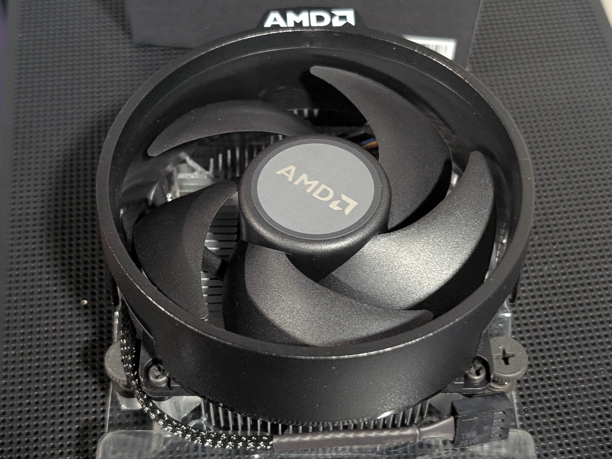 AMD Wraith Stealth CPU Cooler