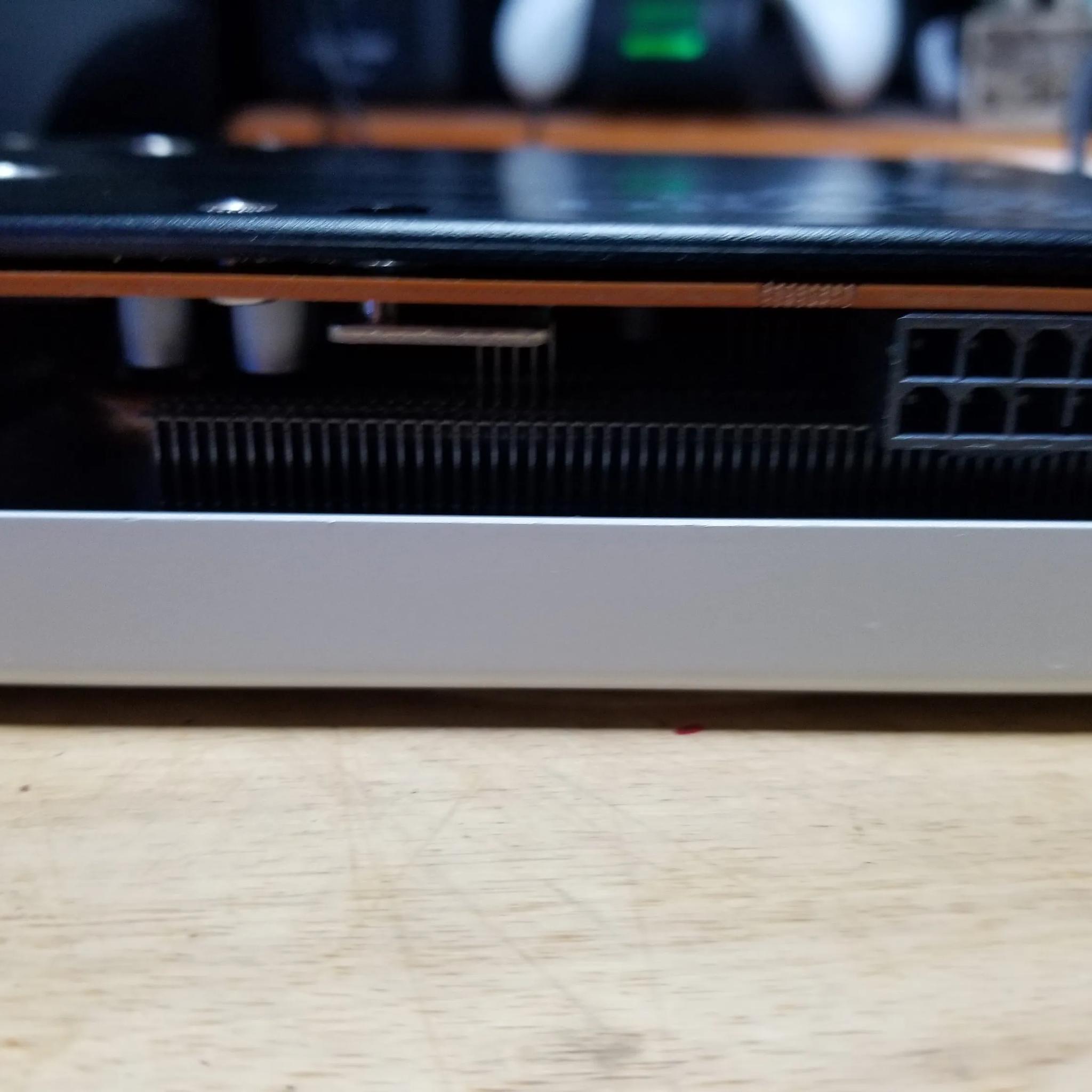 Sale!!!  CUSTOM WHITE  PowerColor Red Dragon Radeon™ AXRX 5600 XT 6GBD6-3DHR/OC