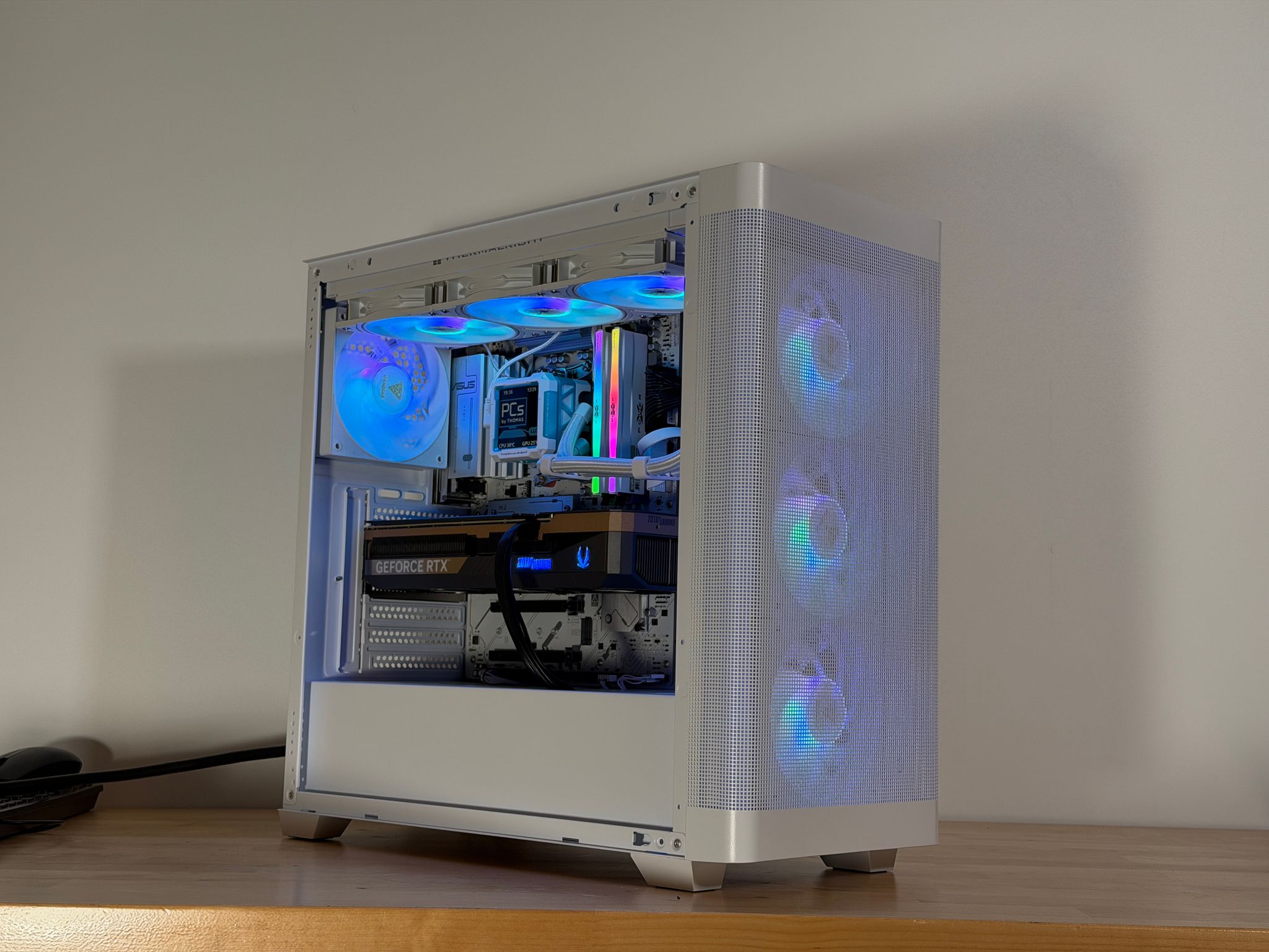 RTX 5080 Ryzen 9 9950x Gaming PC