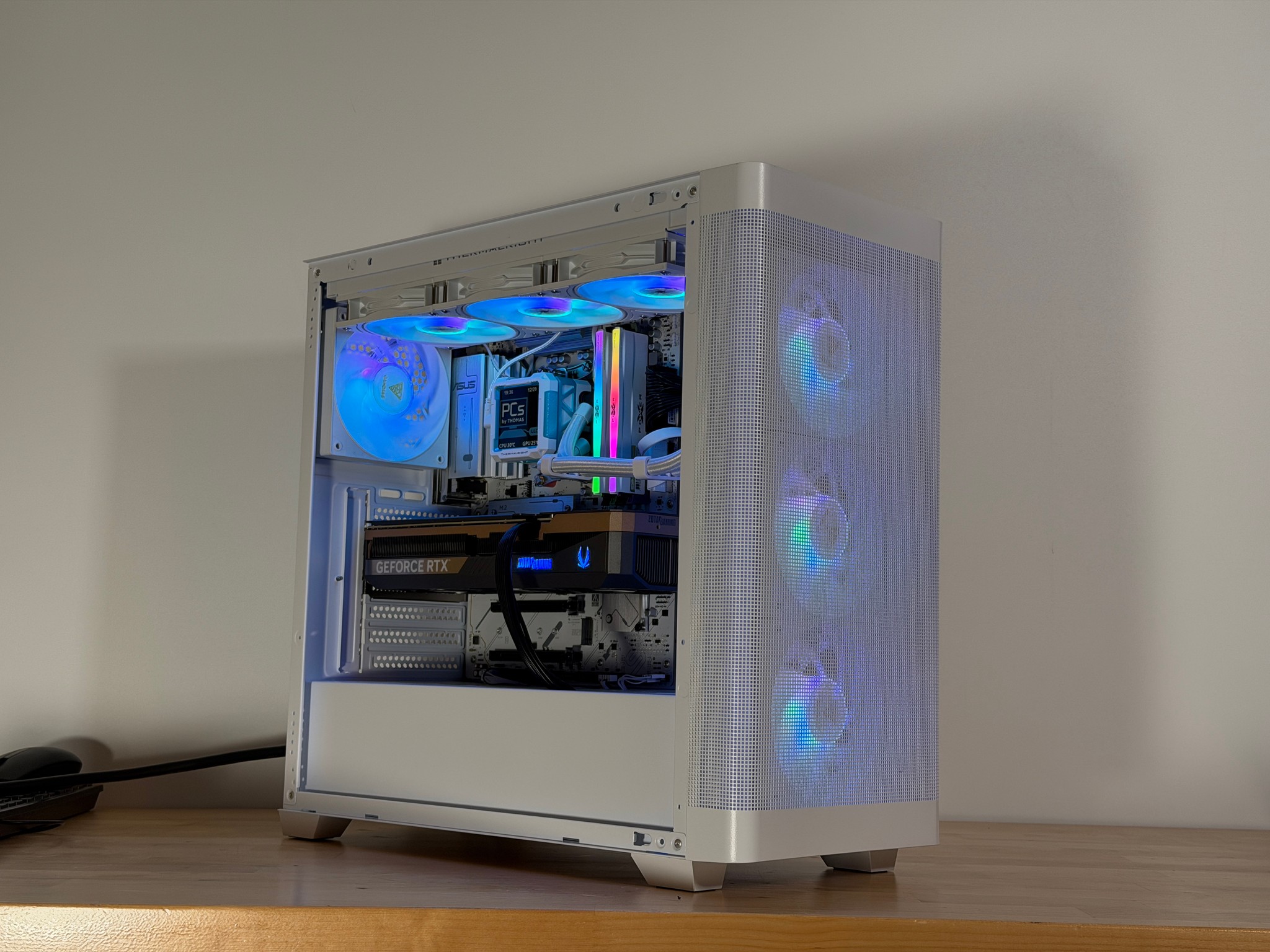 RTX 5080 Ryzen 9 9950x Gaming PC
