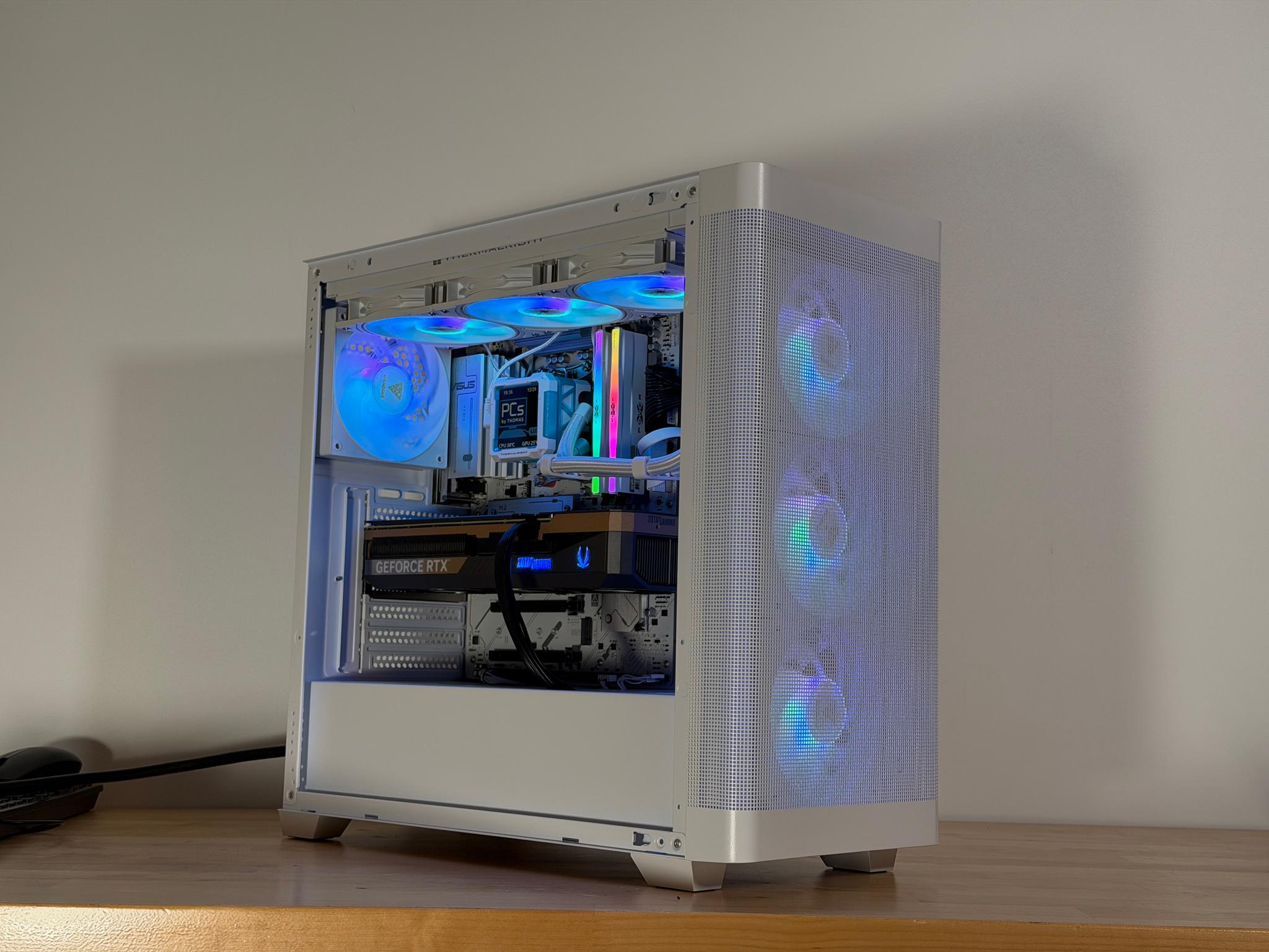 RTX 5080 Ryzen 9 9950x Gaming PC