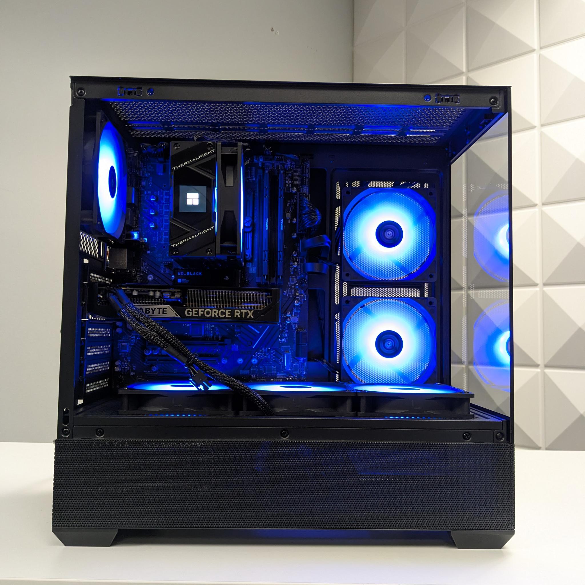 Black RGB Gaming PC - RTX 5060 Ti 8GB - Intel i5 13400F