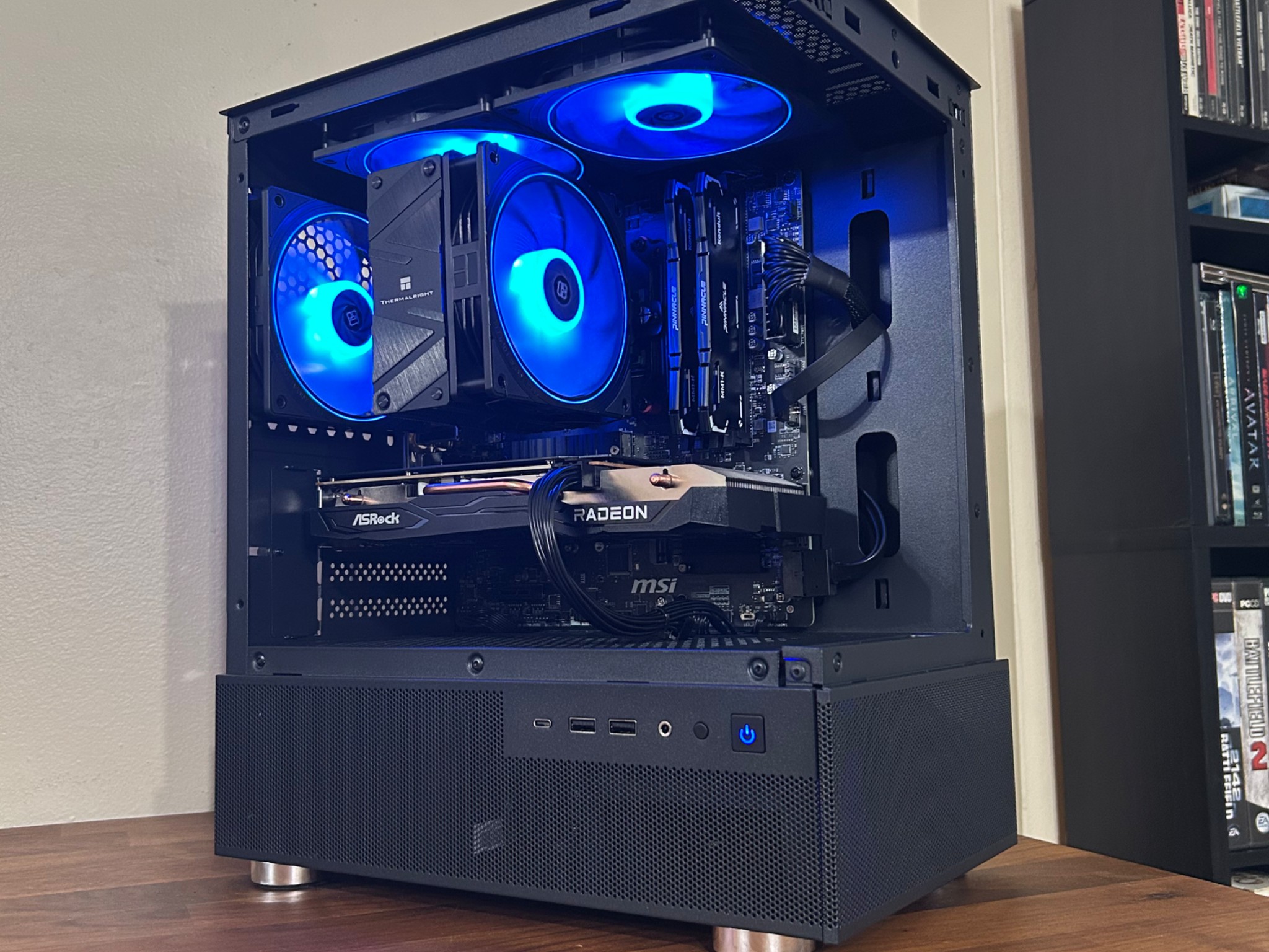 RX 6650XT | Ryzen 5 5500 | 16GB DDR4 | 1TB SSD | The Dark Officer RX