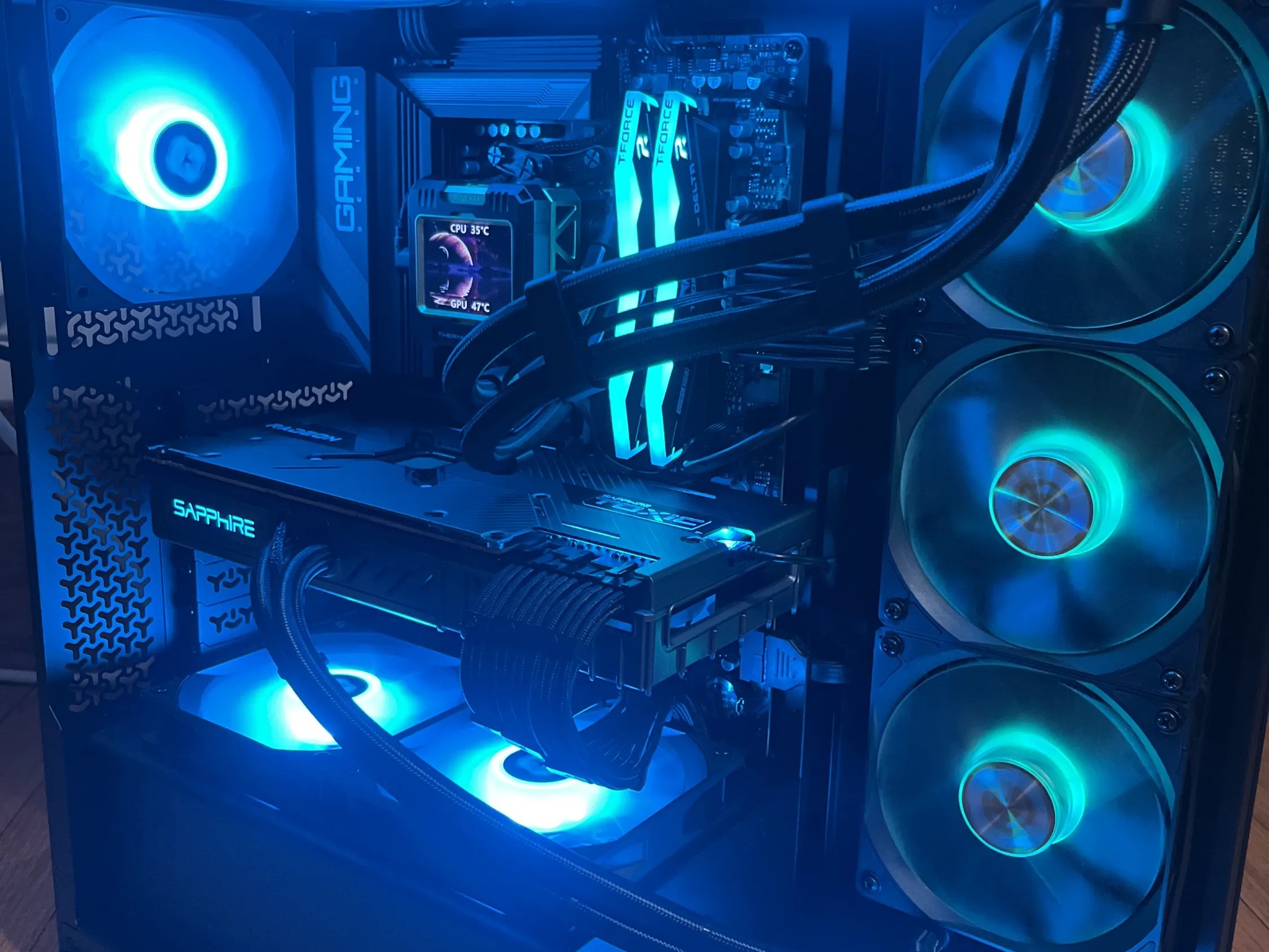 RX 6900 XT Toxic LE, Liquid Cooled | Ryzen 5 7600 | 32GB DDR5 | 2 TB