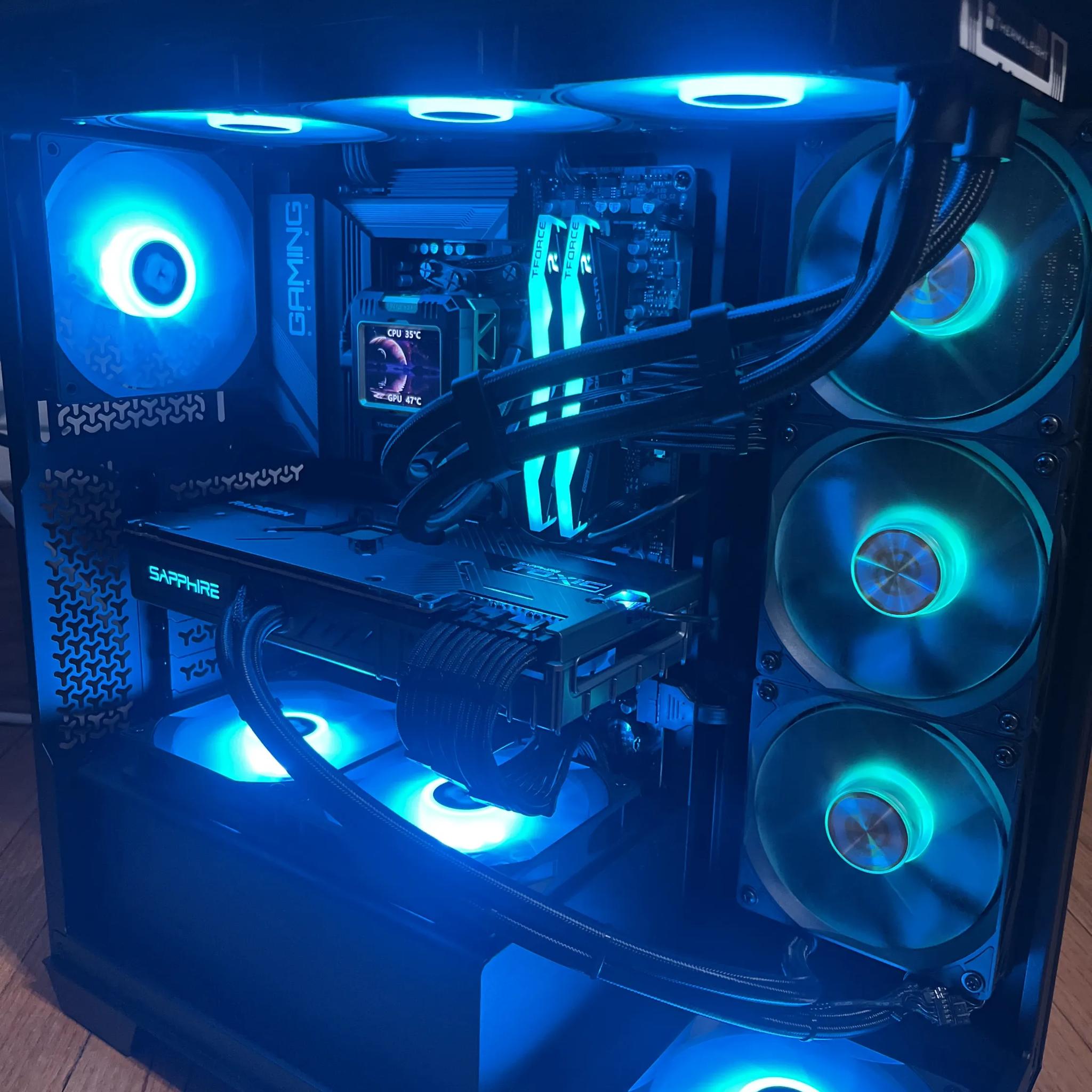 RX 6900 XT Toxic LE, Liquid Cooled | Ryzen 5 7600 | 32GB DDR5 | 2 TB