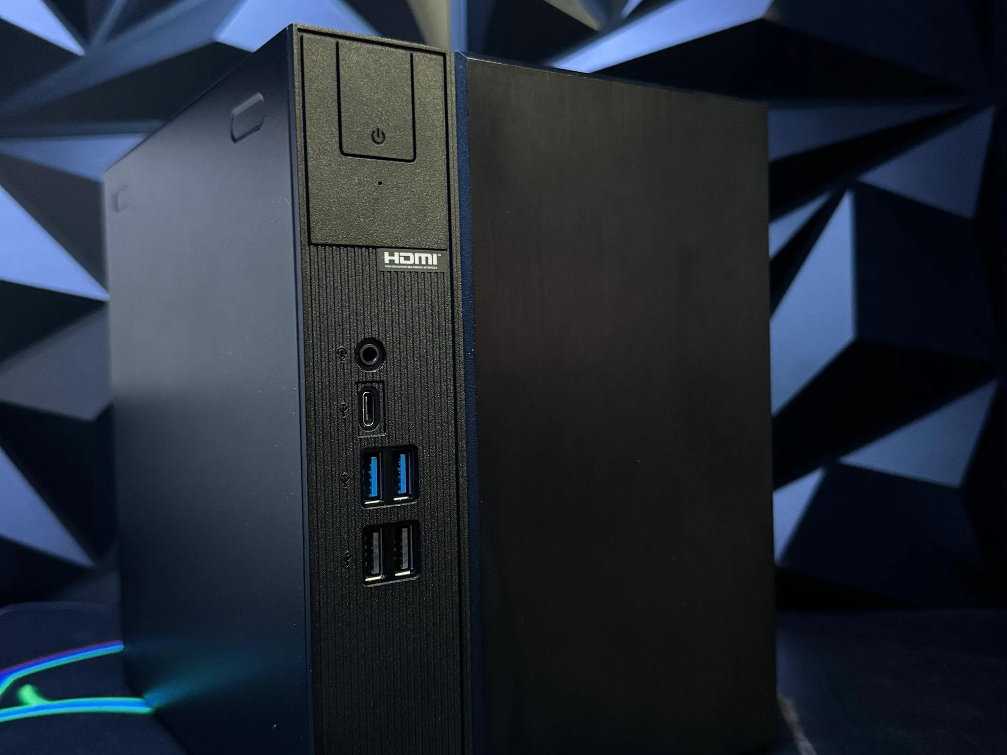 Mini Gaming PC Tusker Mini 4560 Ryzen 4500 RX 6600