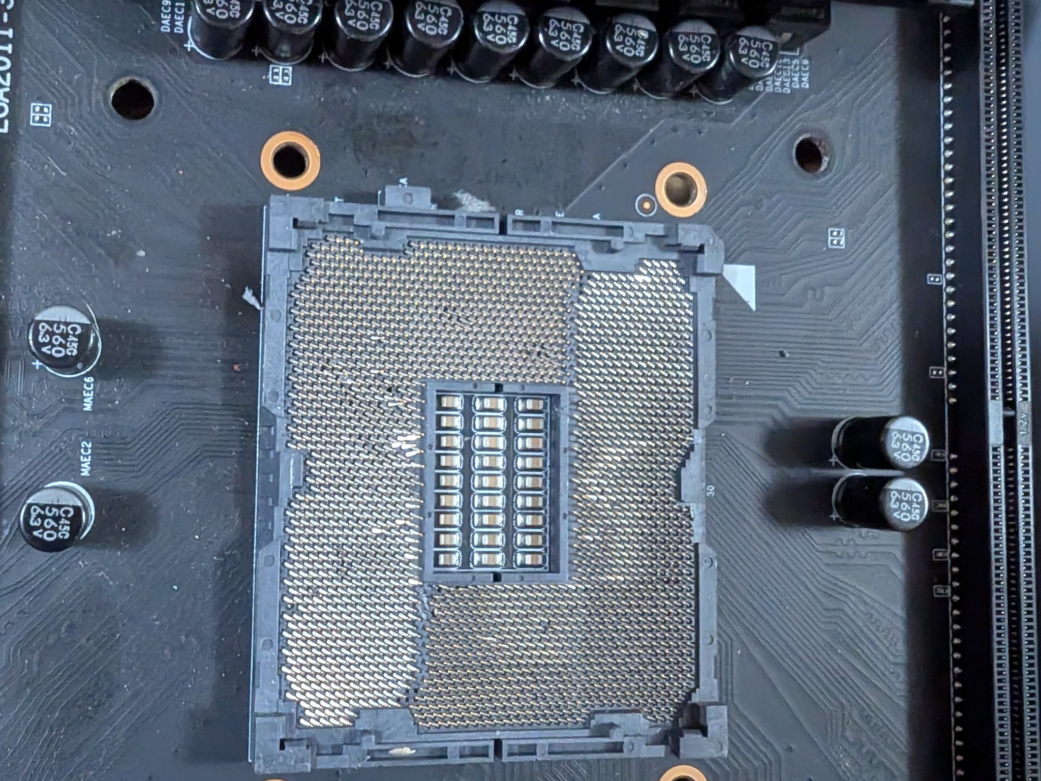 *READ* X99 motherboard + Core i7 5820K