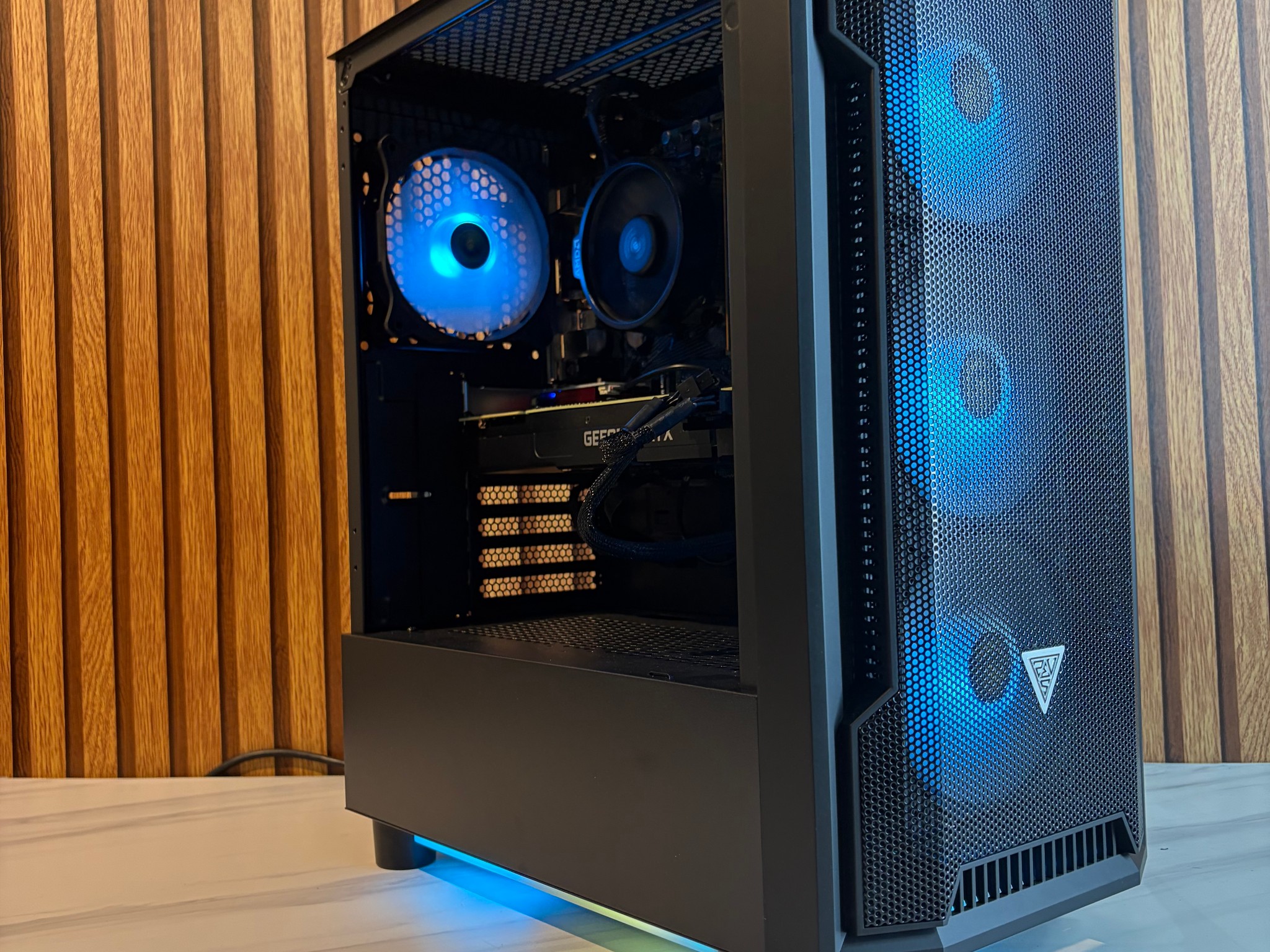 RTX 2070 super | Ryzen 5 5500 | 16 GB | 500GB | Windows 11 PRO