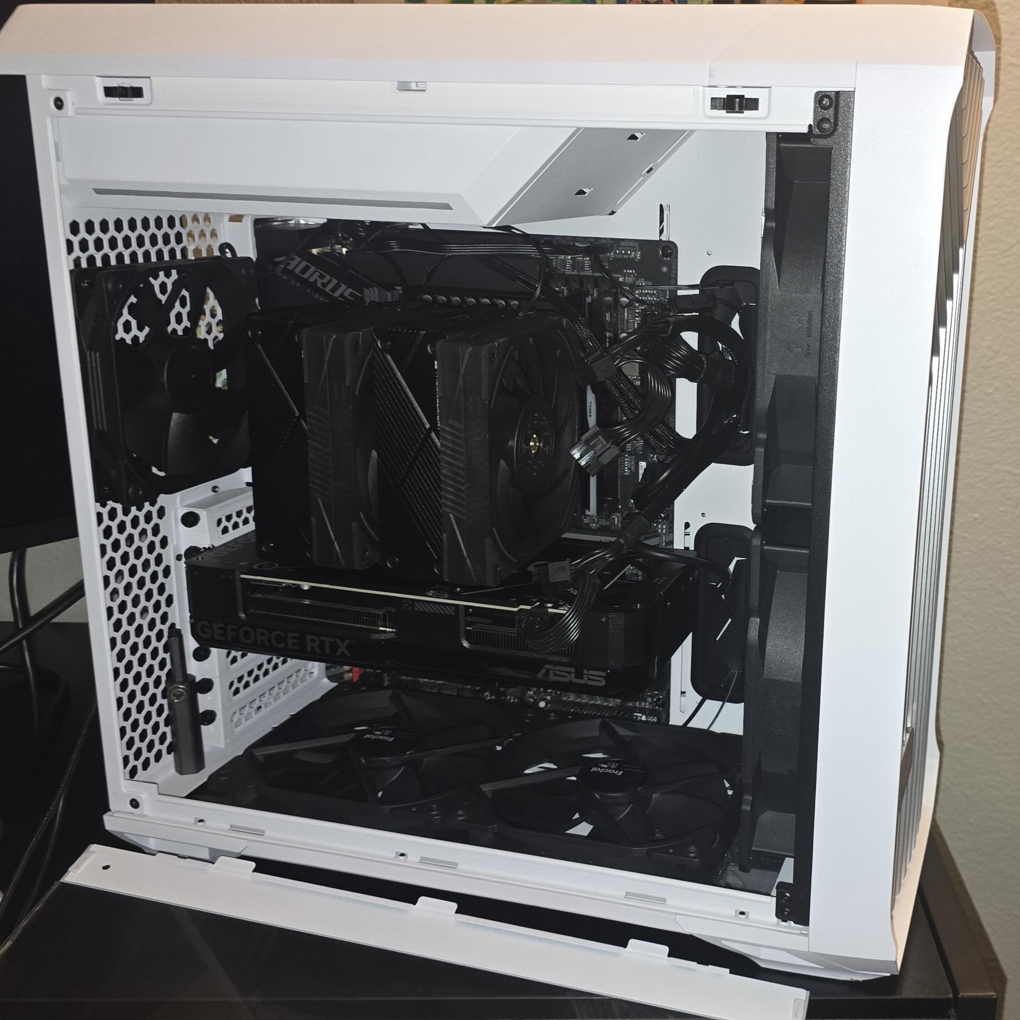 BLACK AND WHITE ENTRY GAMING/STREAMING PC FOR 1440P: 4070, I-7 13700KF, 32gb DDR5, 2TB SN850X