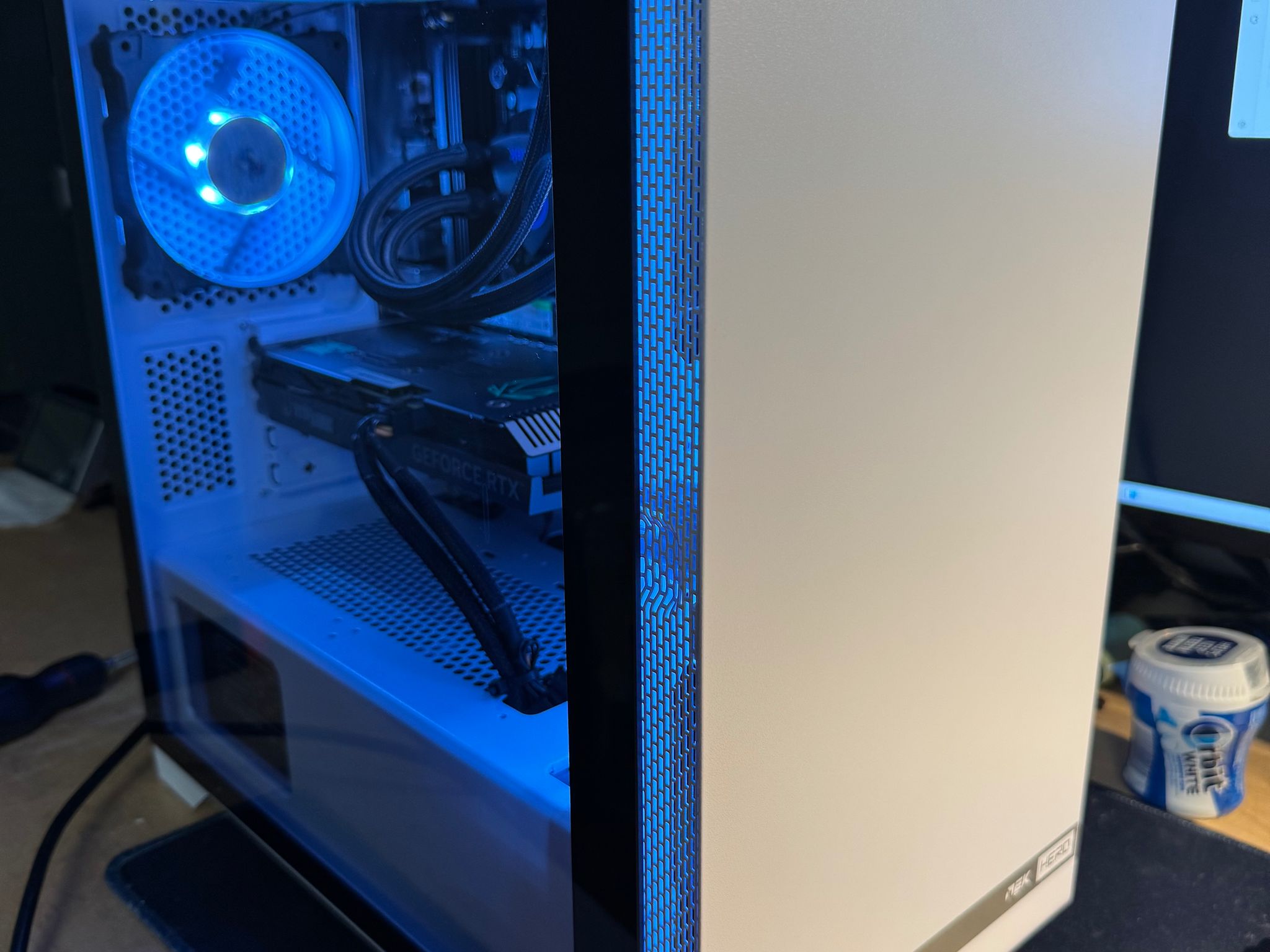 Gaming PC RTX 4060 Ryzen 7600 DDR5 read* no ram or nvme