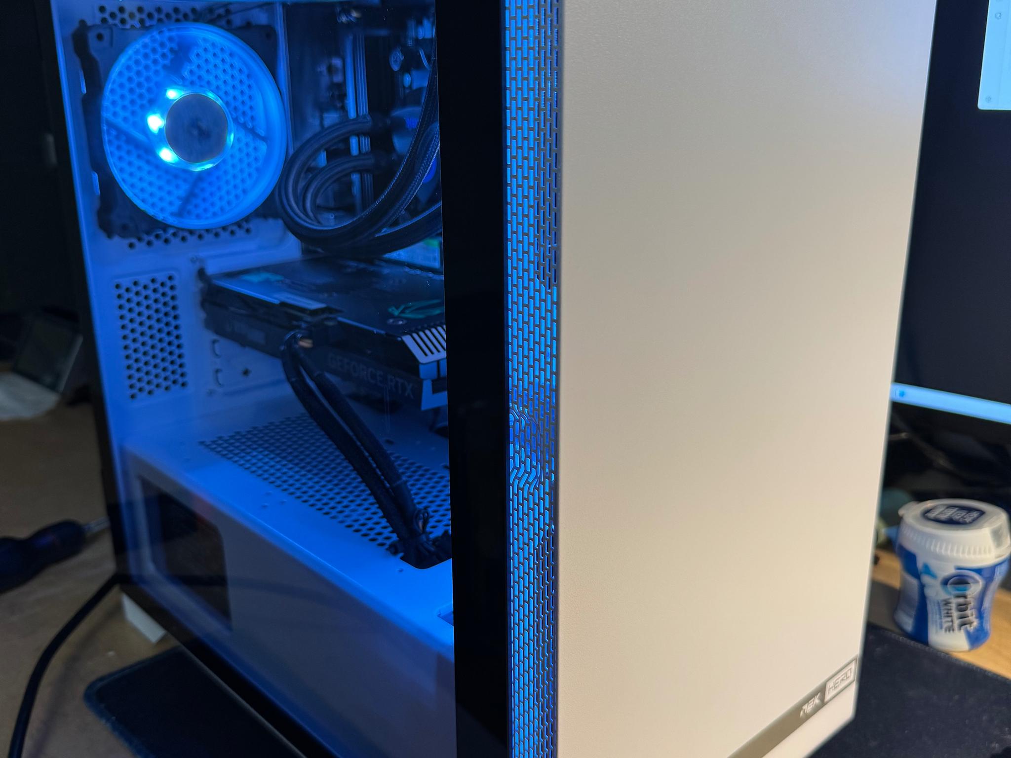 Gaming PC RTX 4060 Ryzen 7600 DDR5 read* no ram or nvme