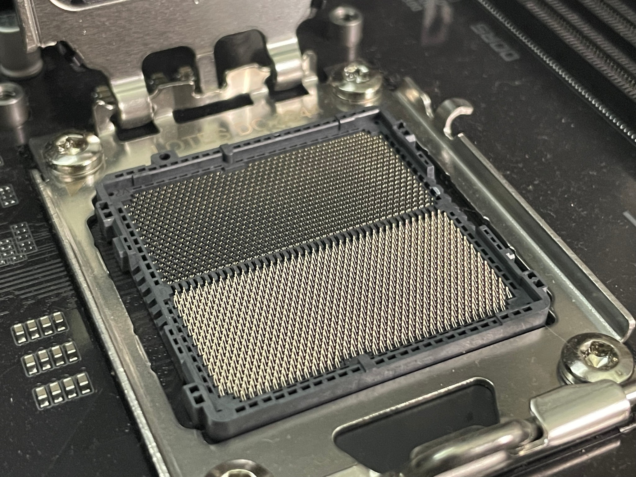GIGABYTE B650 UD AC | **Read Description | Free Shipping