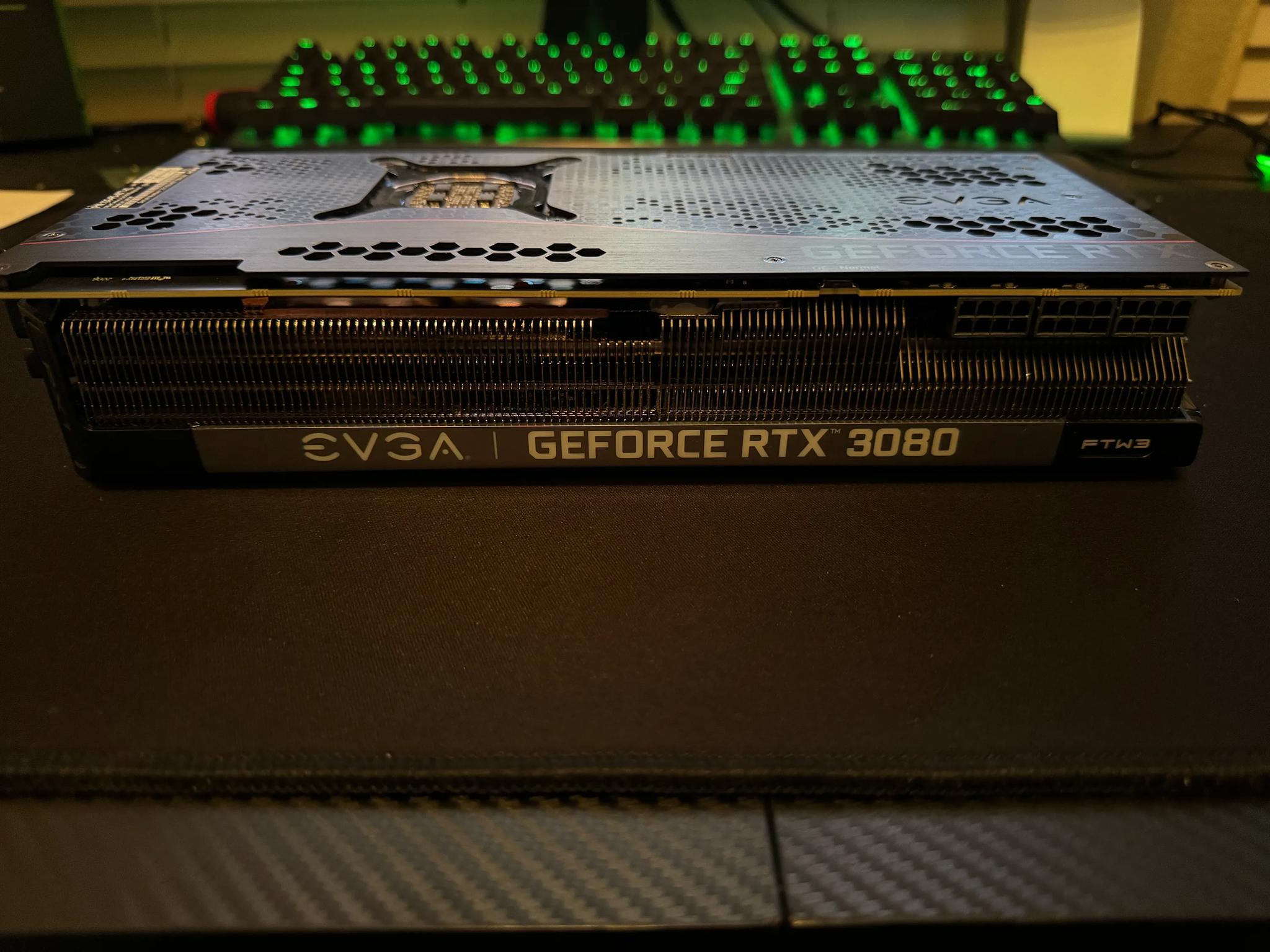 EVGA RTX 3080 12GB FTW3 Ultra